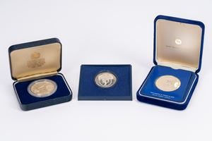 MALAWI, MALESIA E SAMOA - Lotto di tre emissioni celebrative PROOF (anni '70).
