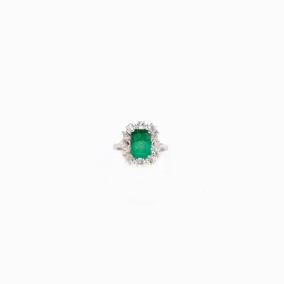 Anello in Smeraldo e Diamanti, Circa 197