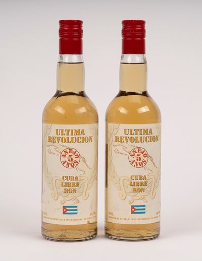 Ultima Revolucion — Anejo 5 Años (2 BT)