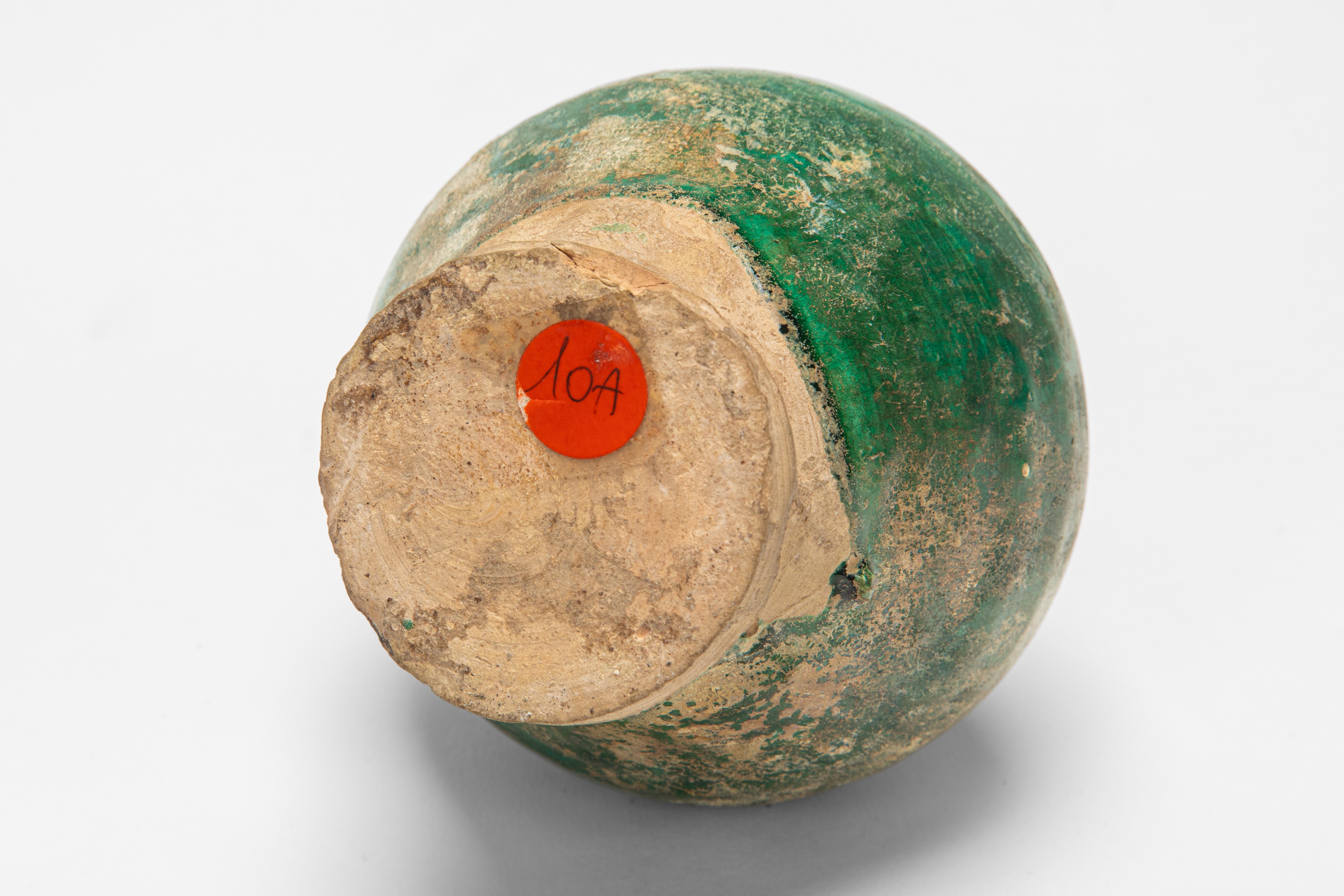 Versatoio persiano antico, ceramica invetriata verde