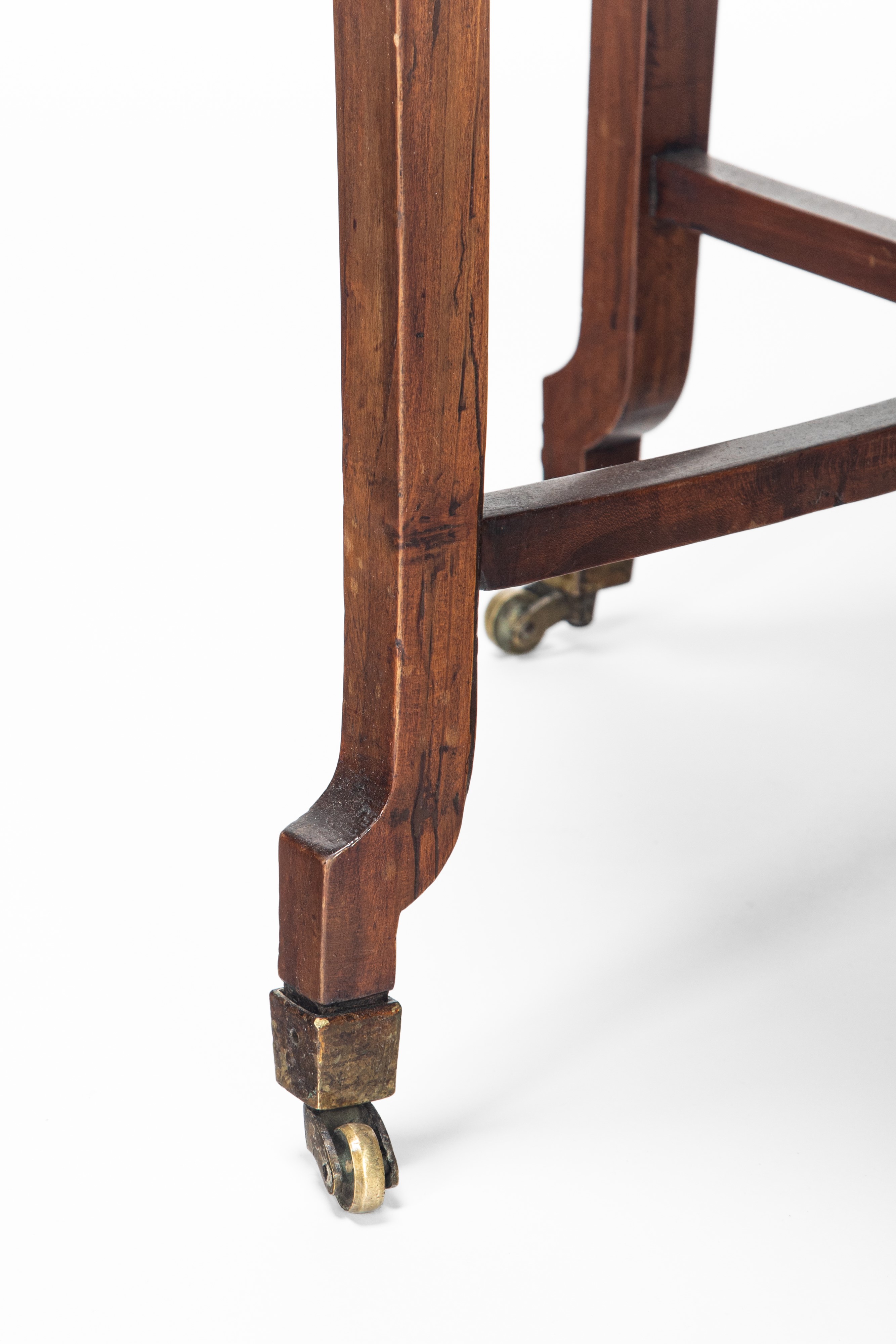 Comodini a tre cassetti, mobili in legno, secolo XIX