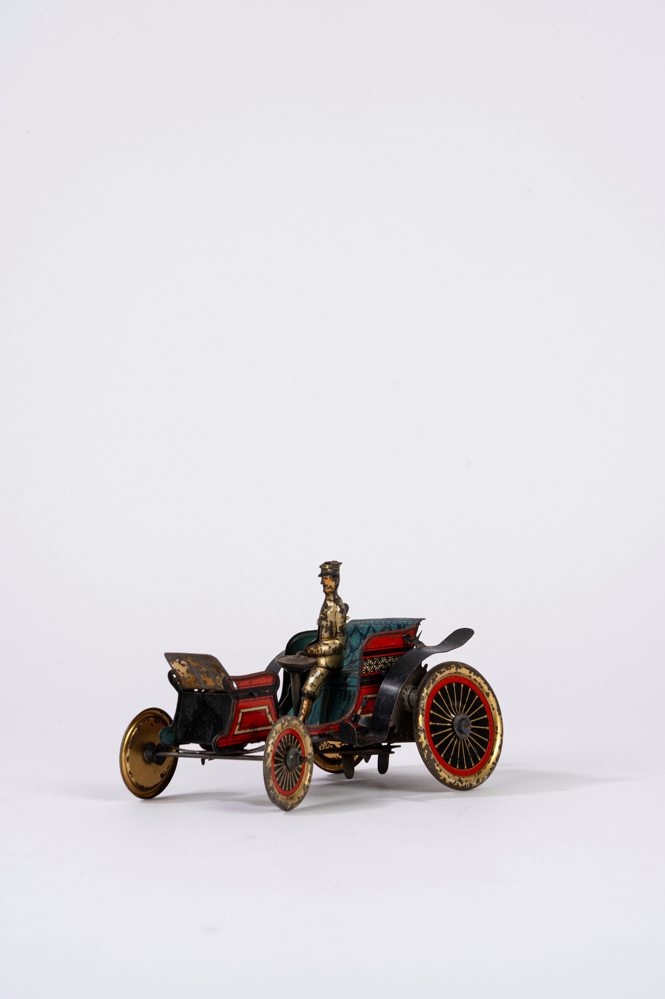 George Carette Carette - Auto VIS-A-VIS in latta litografata (meccanismo a molla, ZIG ZAG), 1910