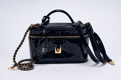 Date 0–0, Borsa Vanity mini in monogram vernis blu notte