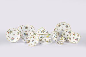 Important polychrome porcelain service for 12 Queen Victoria, Herend Hungary