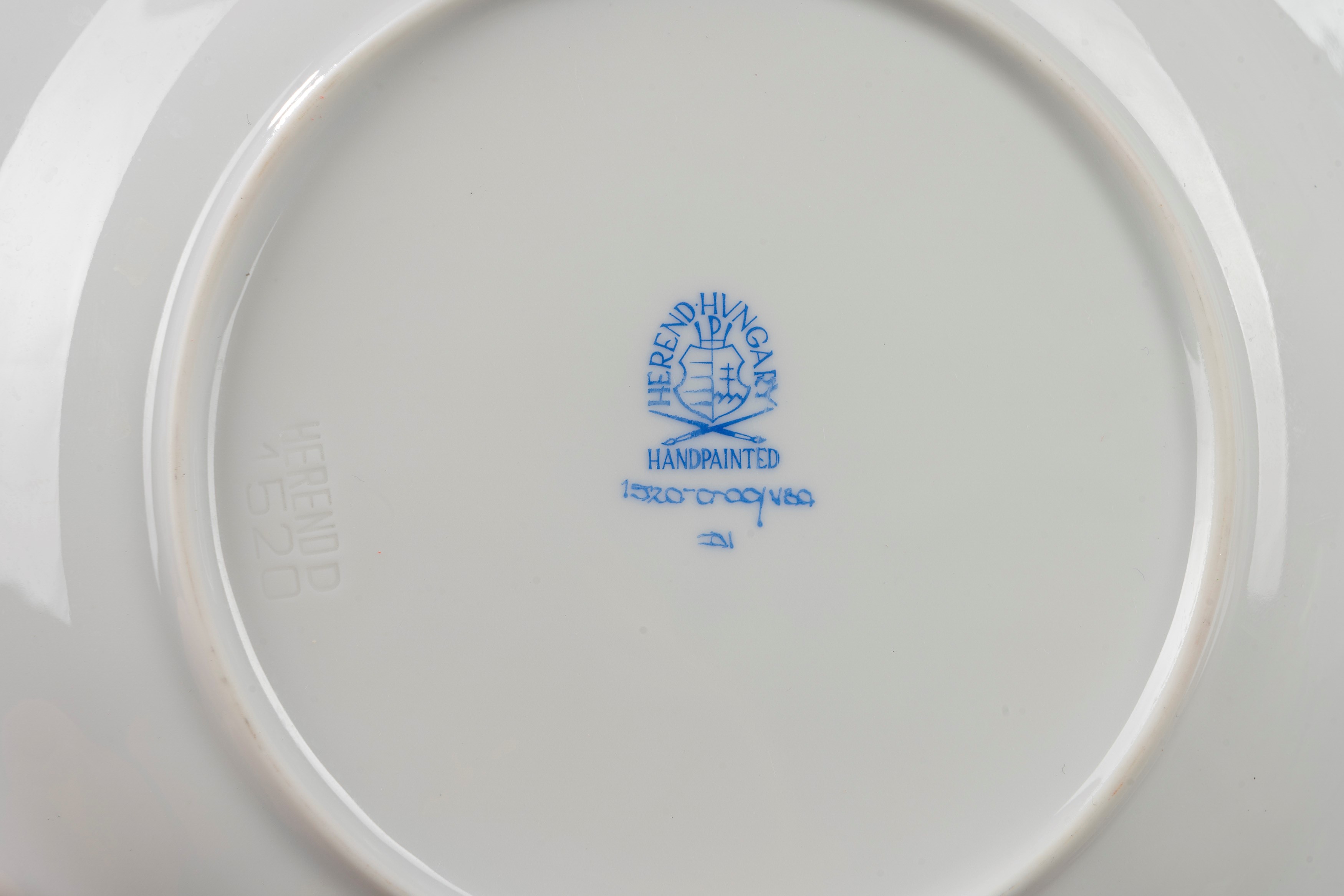 Importante Servizio in Porcellana Policroma da 12 "queen Victoria", Herend Hungary