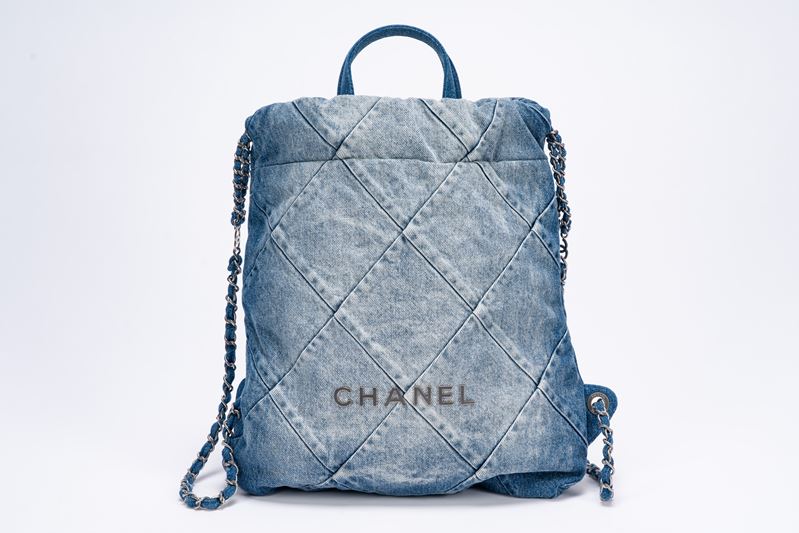 Chanel - Zaino 22, tela denim matelassé