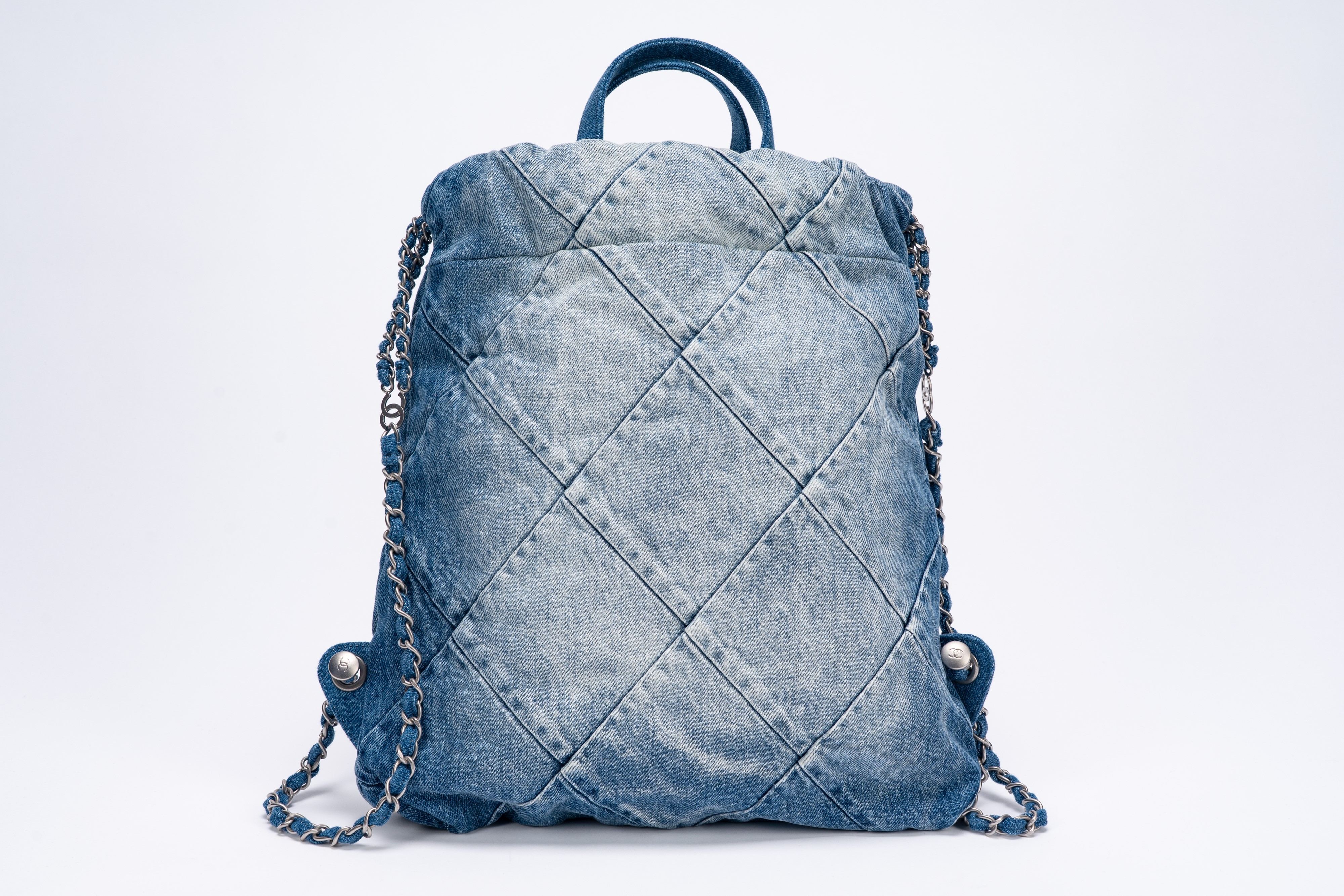 Chanel - Zaino 22, tela denim matelassé