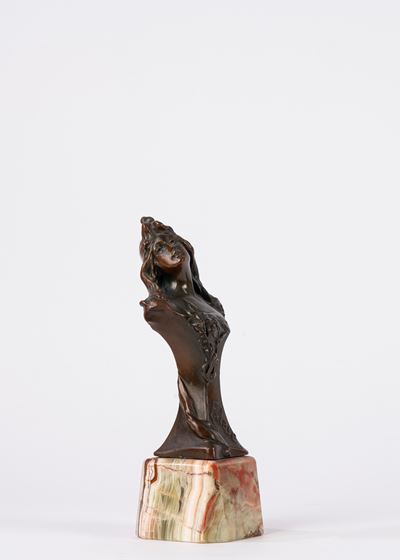 Scultura in bronzo su base in onice, Extase