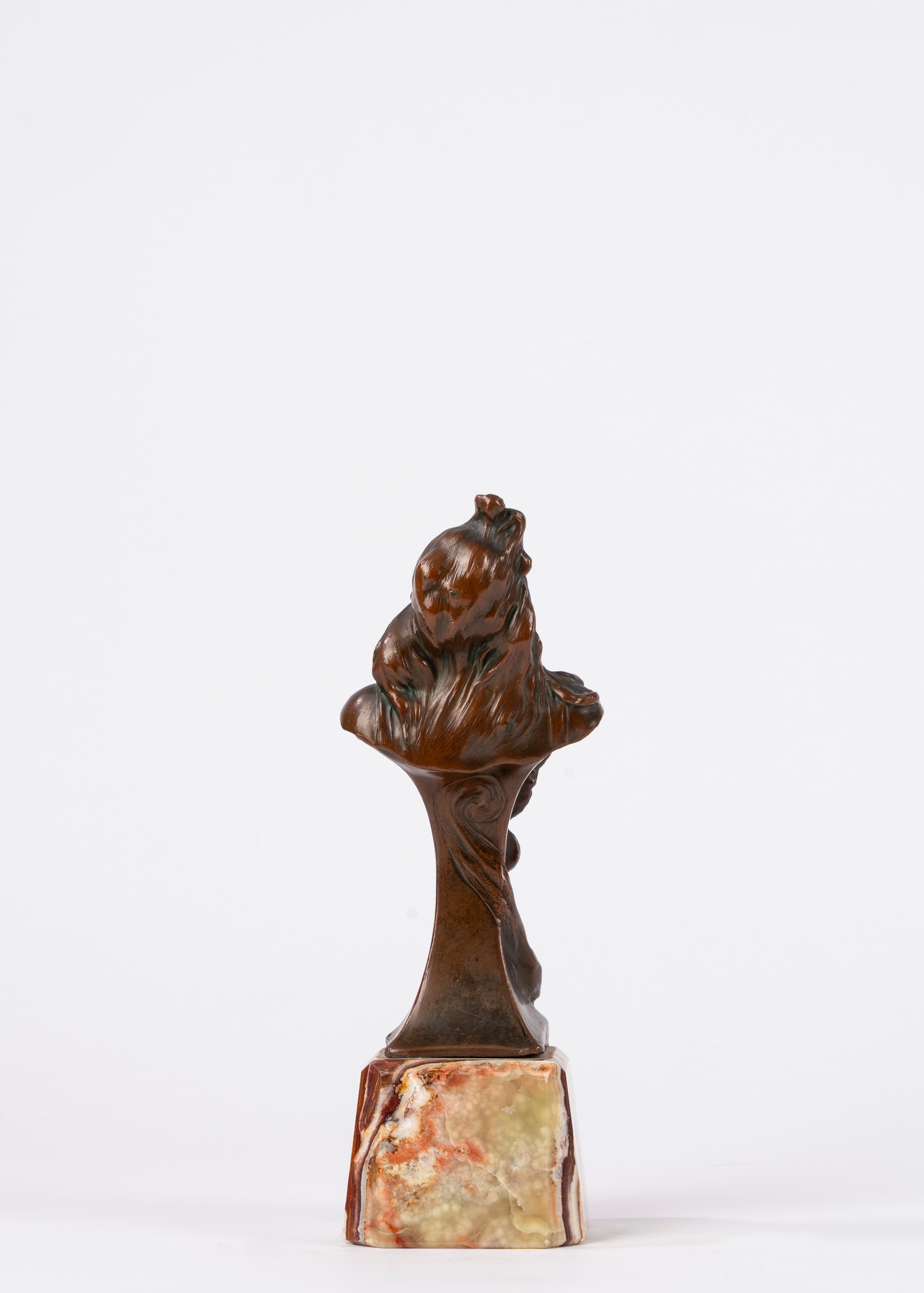 Scuola Francese, Fine XIX - Inizi XX Secolo - Scultura in bronzo su base in onice, Extase