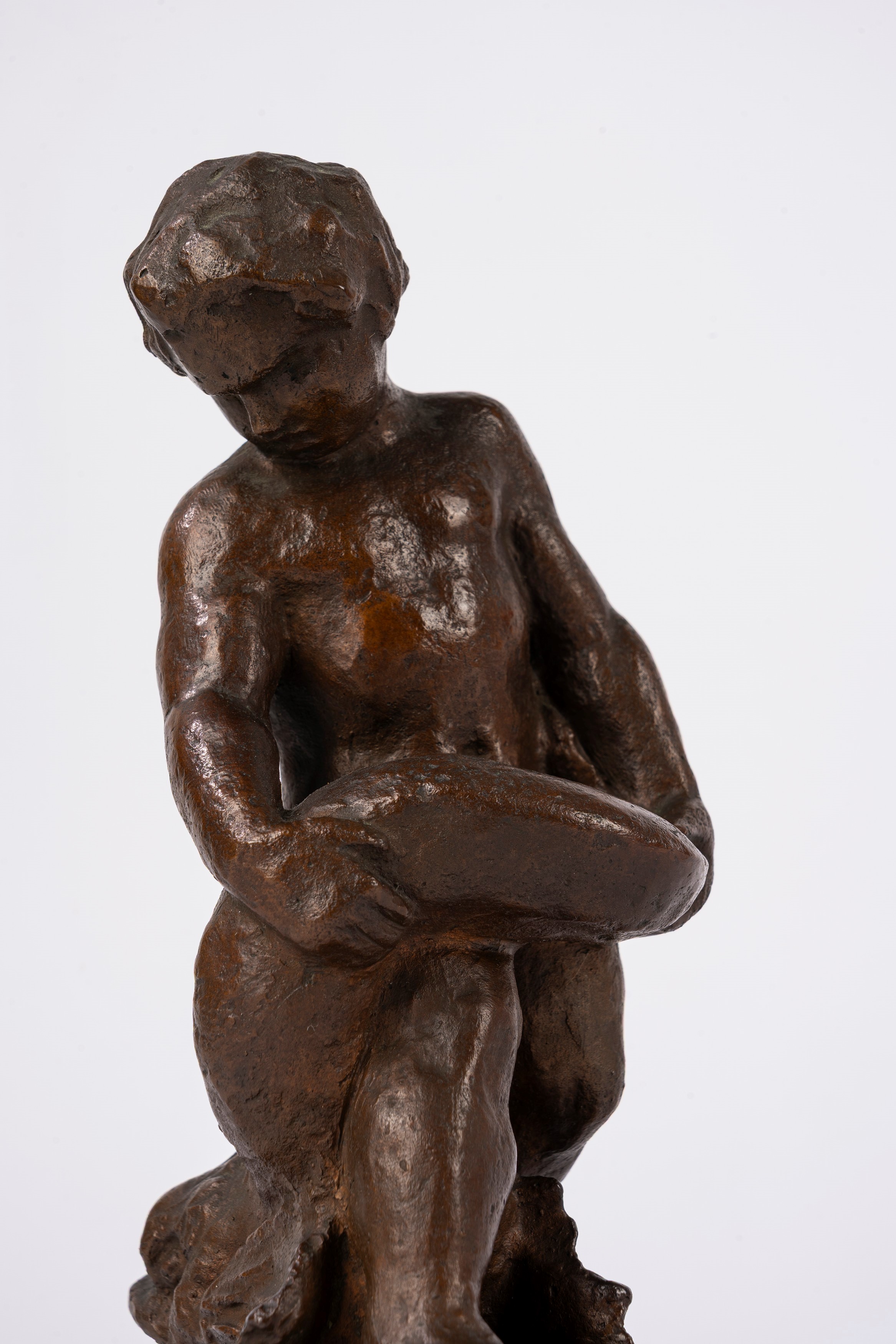 Scuola Italiana del XX Secolo - Putto con delfino (scultura in bronzo)