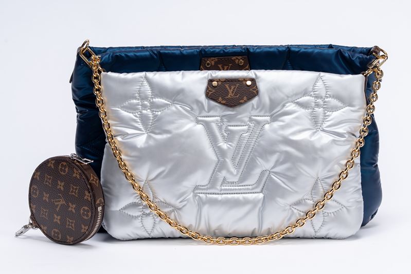Louis Vuitton - Borsa Pillow Multi-Pochette, in Econyl blu e grigio metalizzato
