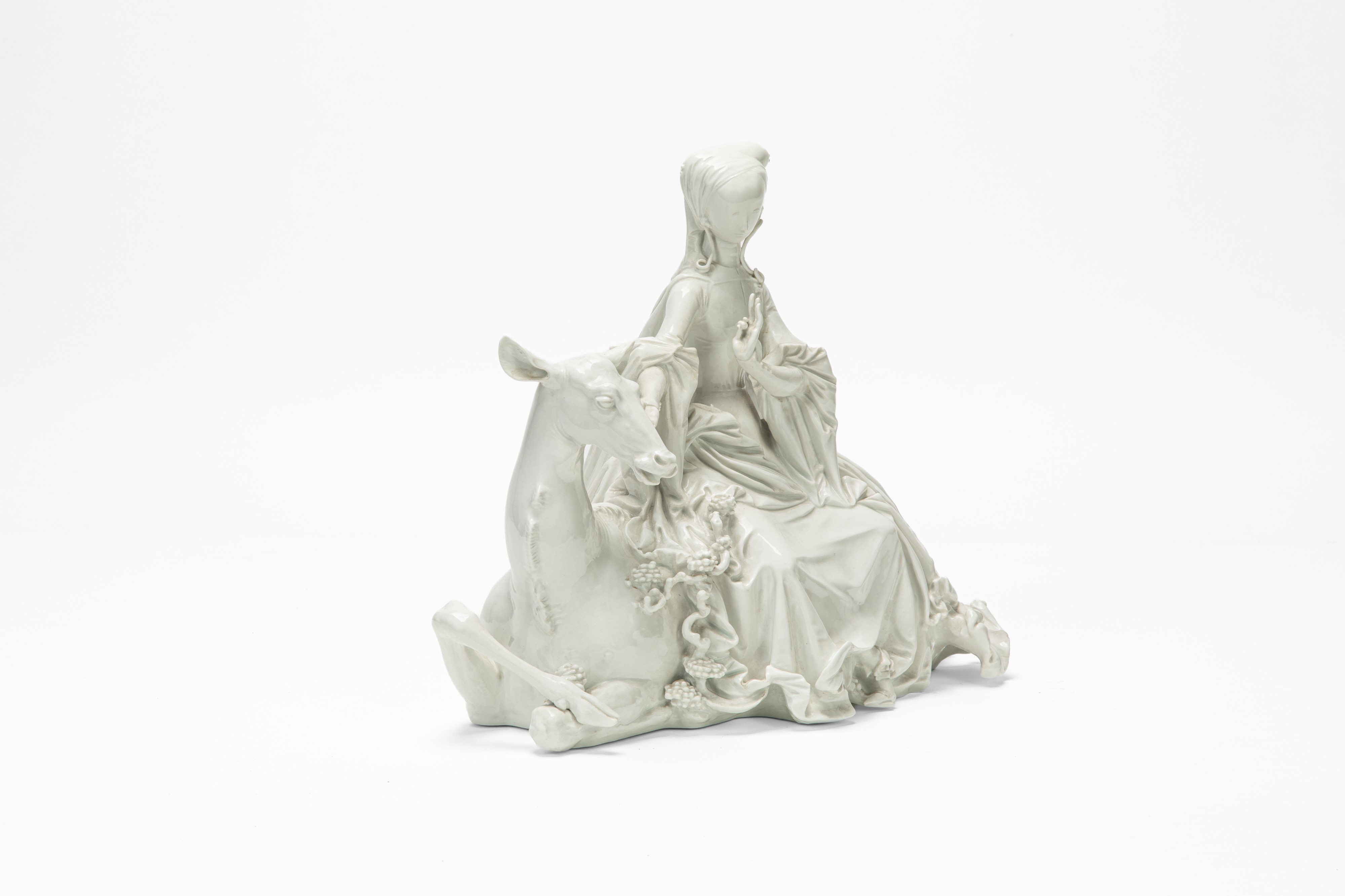 Paul Scheurich, Dama su cerva (modello), statuetta in porcellana Meissen, XX secolo