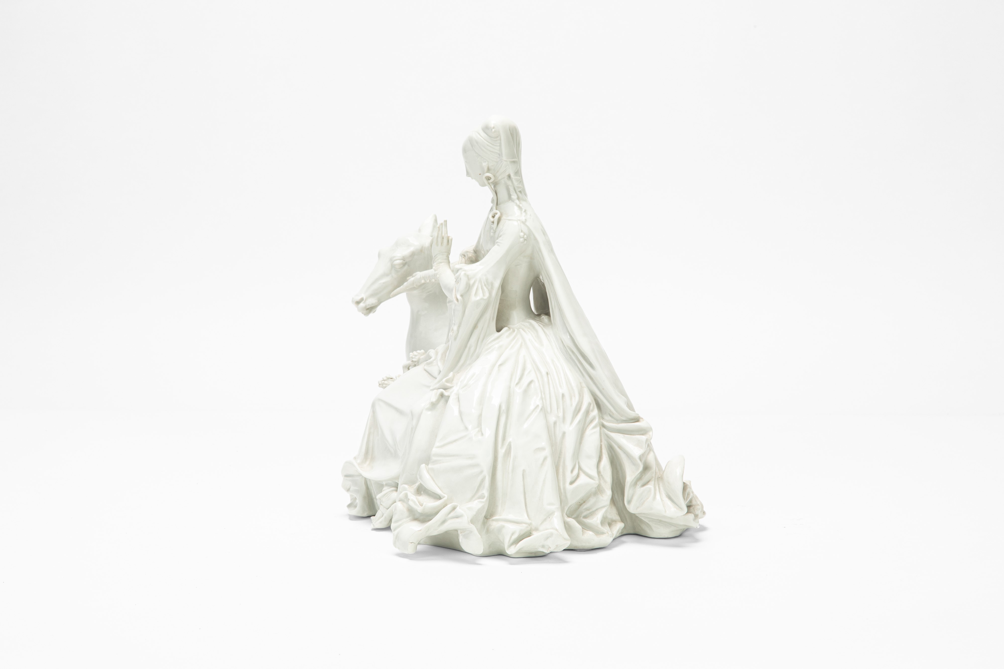 Paul Scheurich, Dama su cerva (modello), statuetta in porcellana Meissen, XX secolo