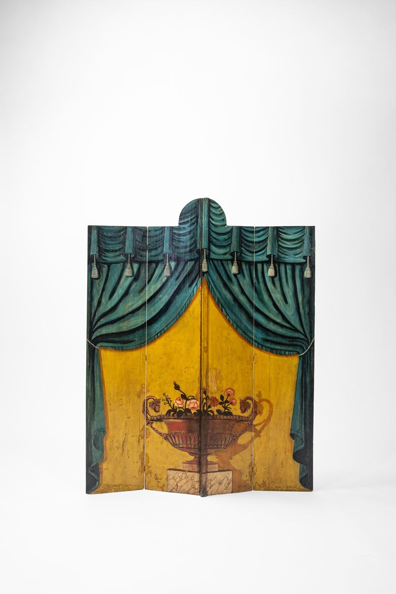 Paravento in legno dipinto, decorazione floreale e fondale giallo