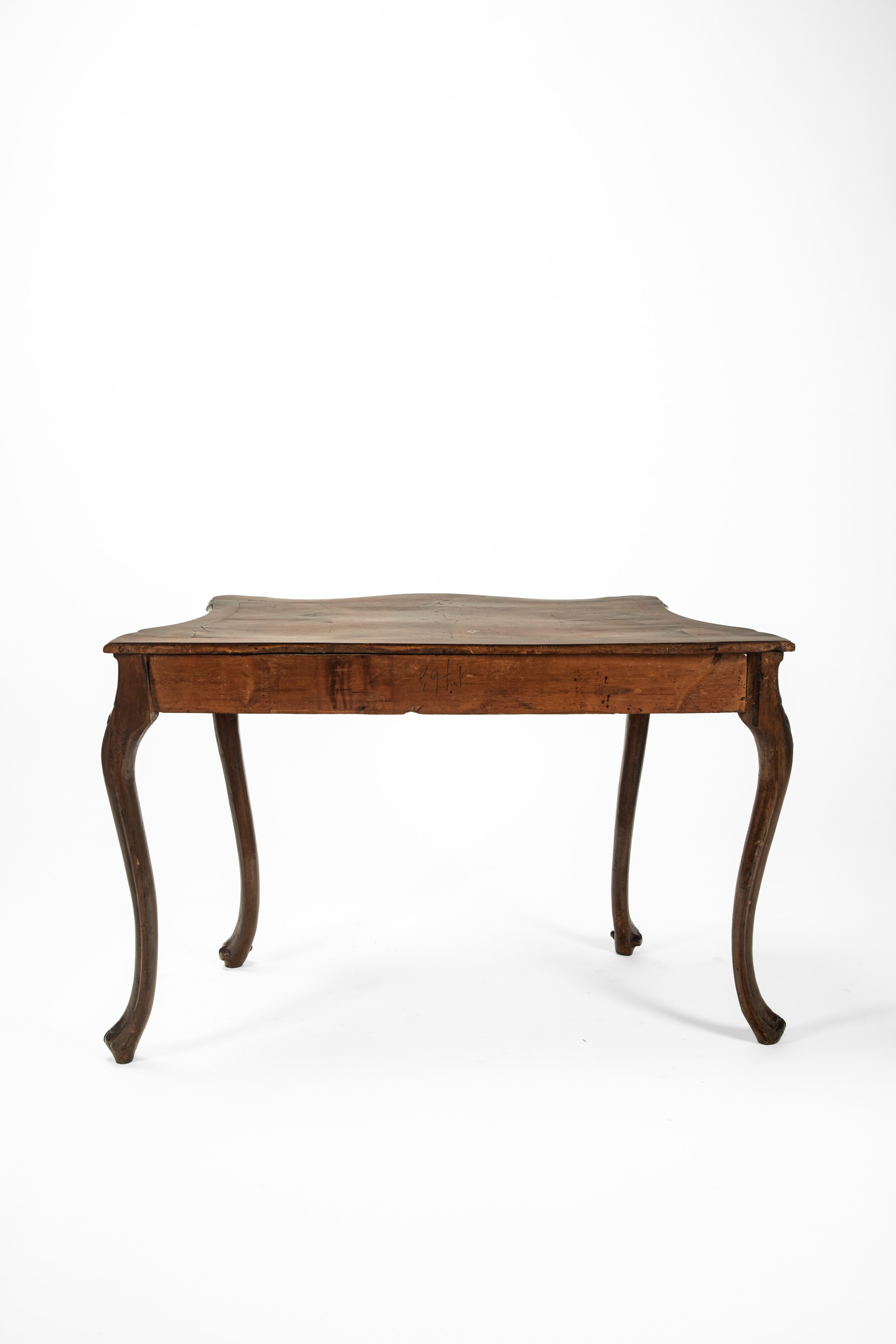 Console di forma mossa in noce, Veneto, XVIII secolo