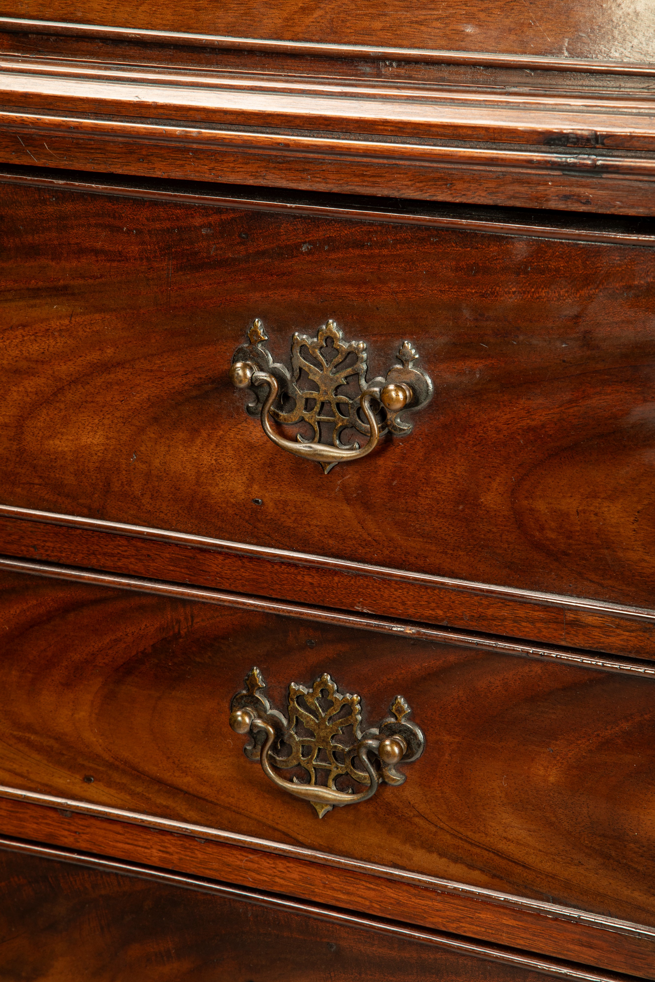 Tallboy-chest on chest in stile Giorgio III, in mogano