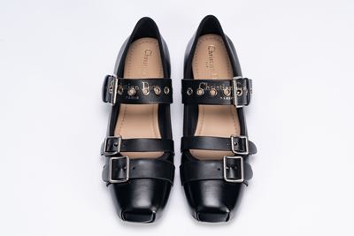 Ballerine “Punk” in pelle nera con dettagli in metallo, misura 40