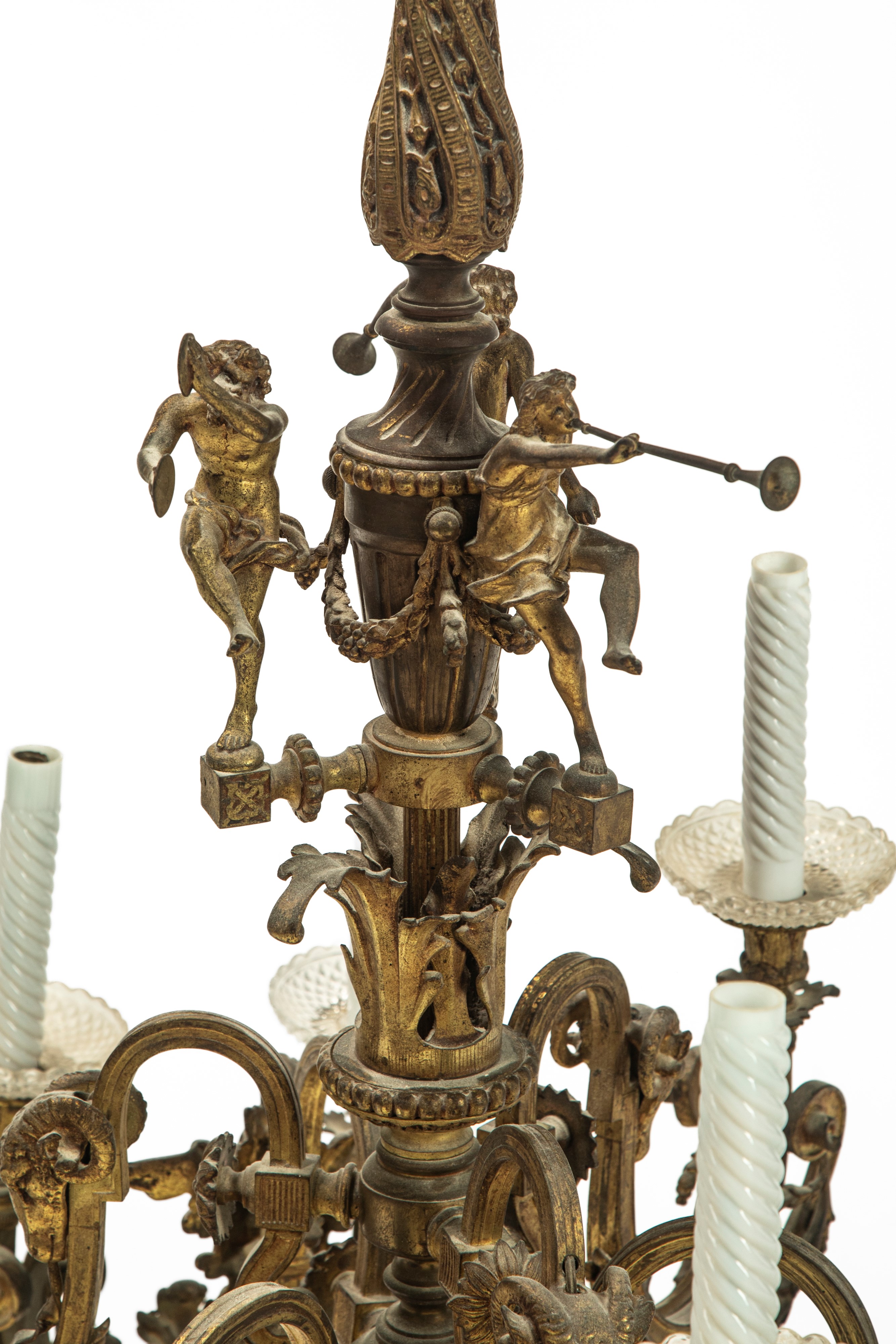 Lampadario in bronzo dorato a sei luci in stile Reggenza, fine XIX/inizi XX secolo