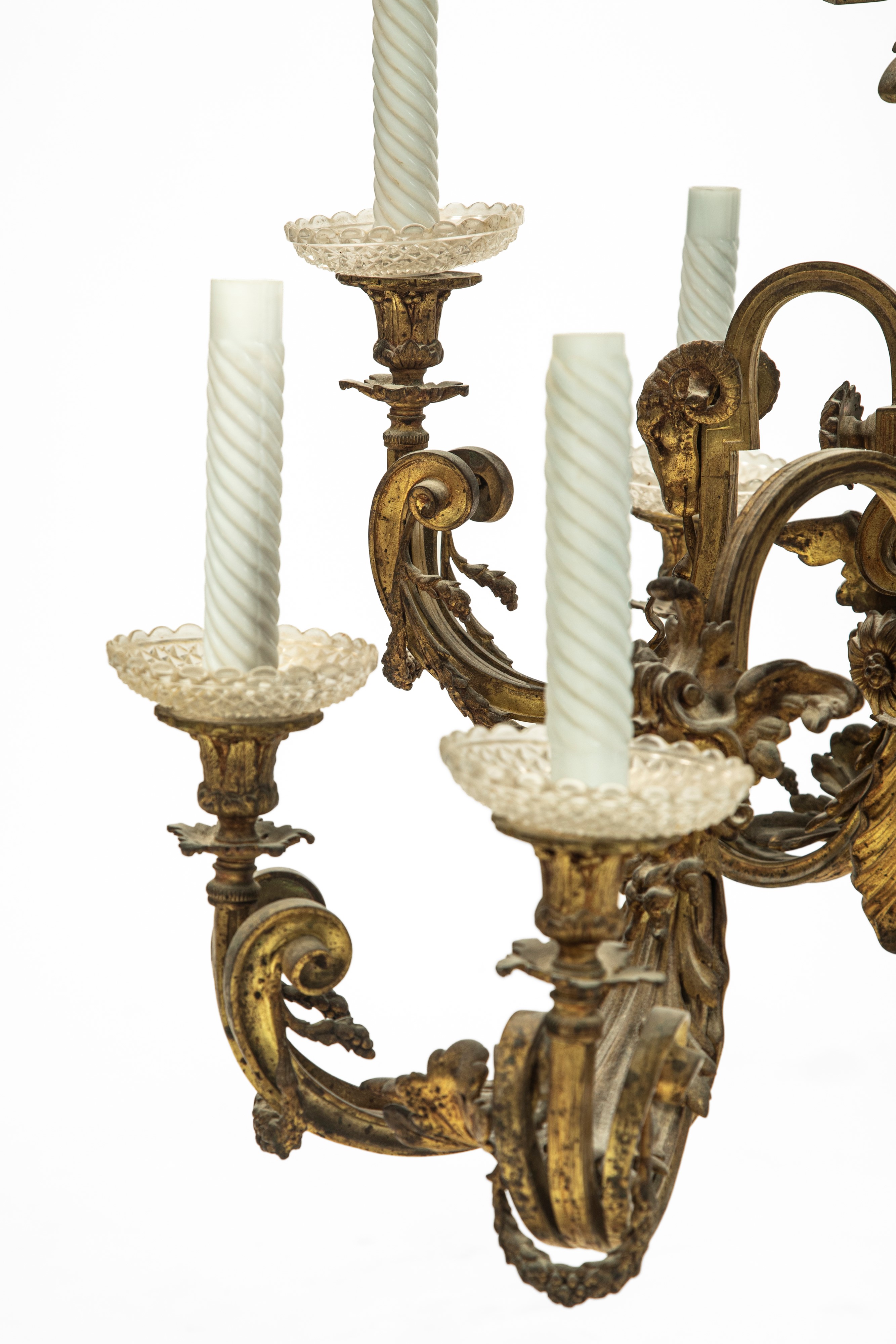 Lampadario in bronzo dorato a sei luci in stile Reggenza, fine XIX/inizi XX secolo