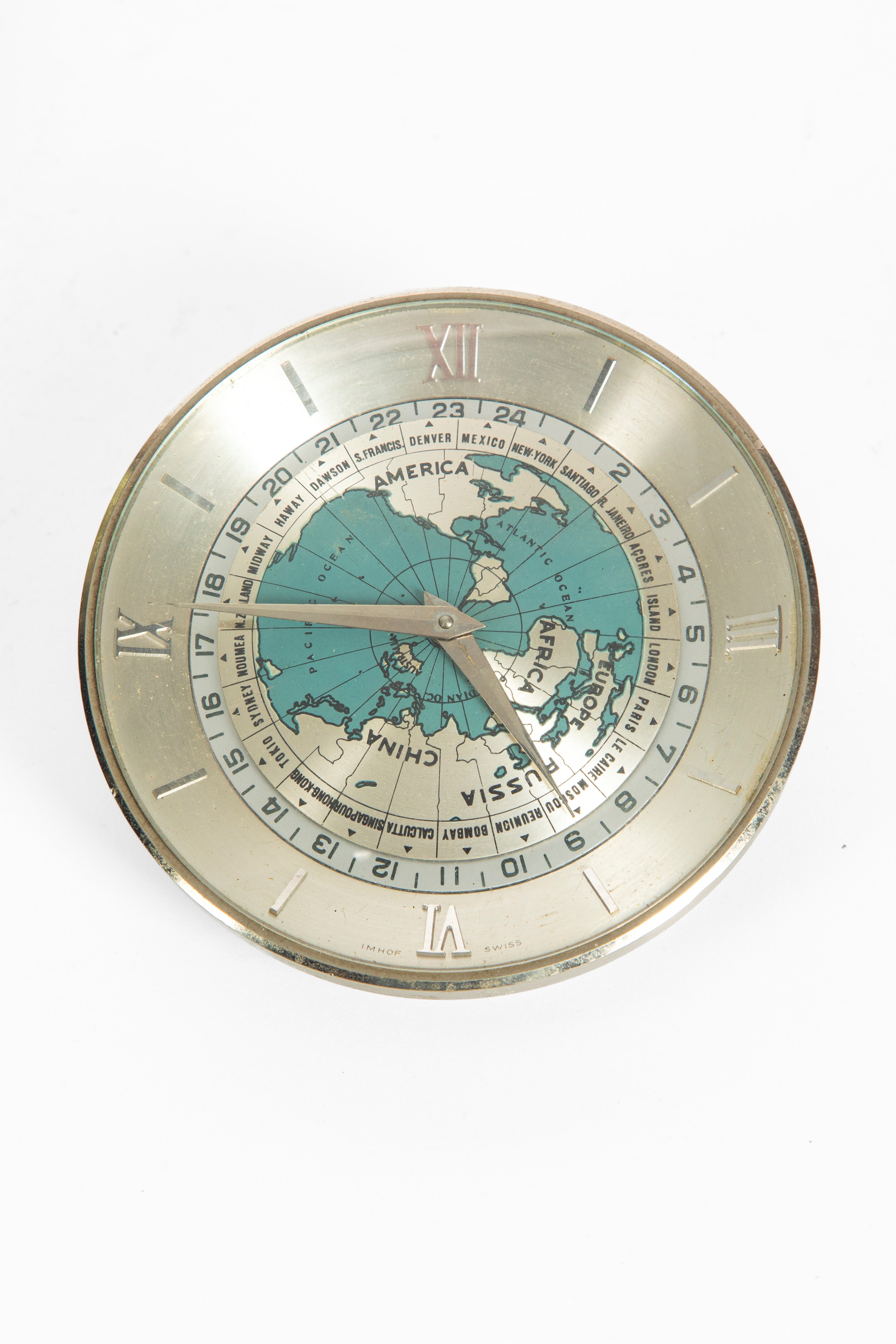 Orologio da tavolo e compendio nautico da tavolo con barometro, orologio e bussola, su base in le...
