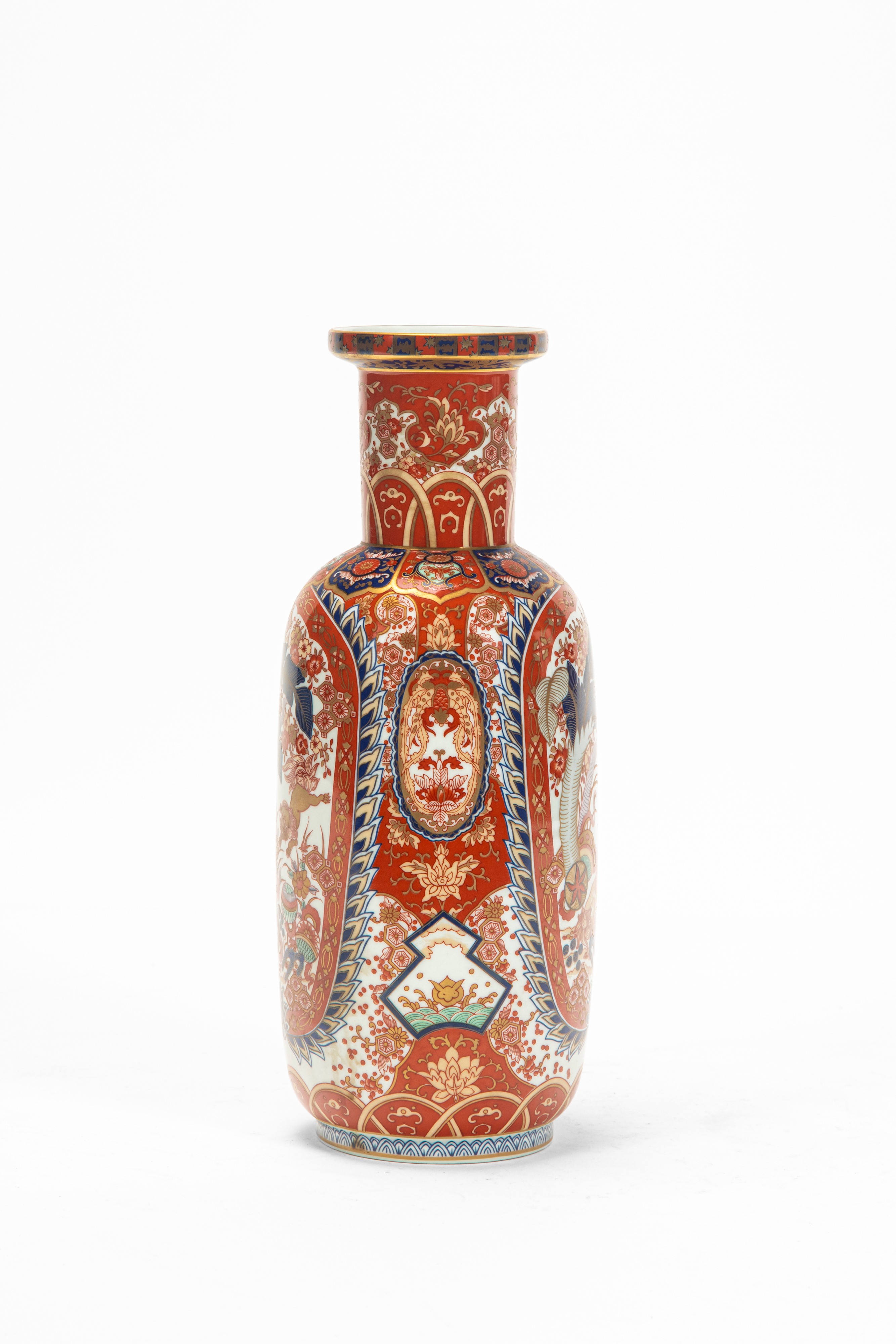 Vaso in porcellana policroma con decoro all’orientale, Vista Alegre, Portogallo, anni ’60