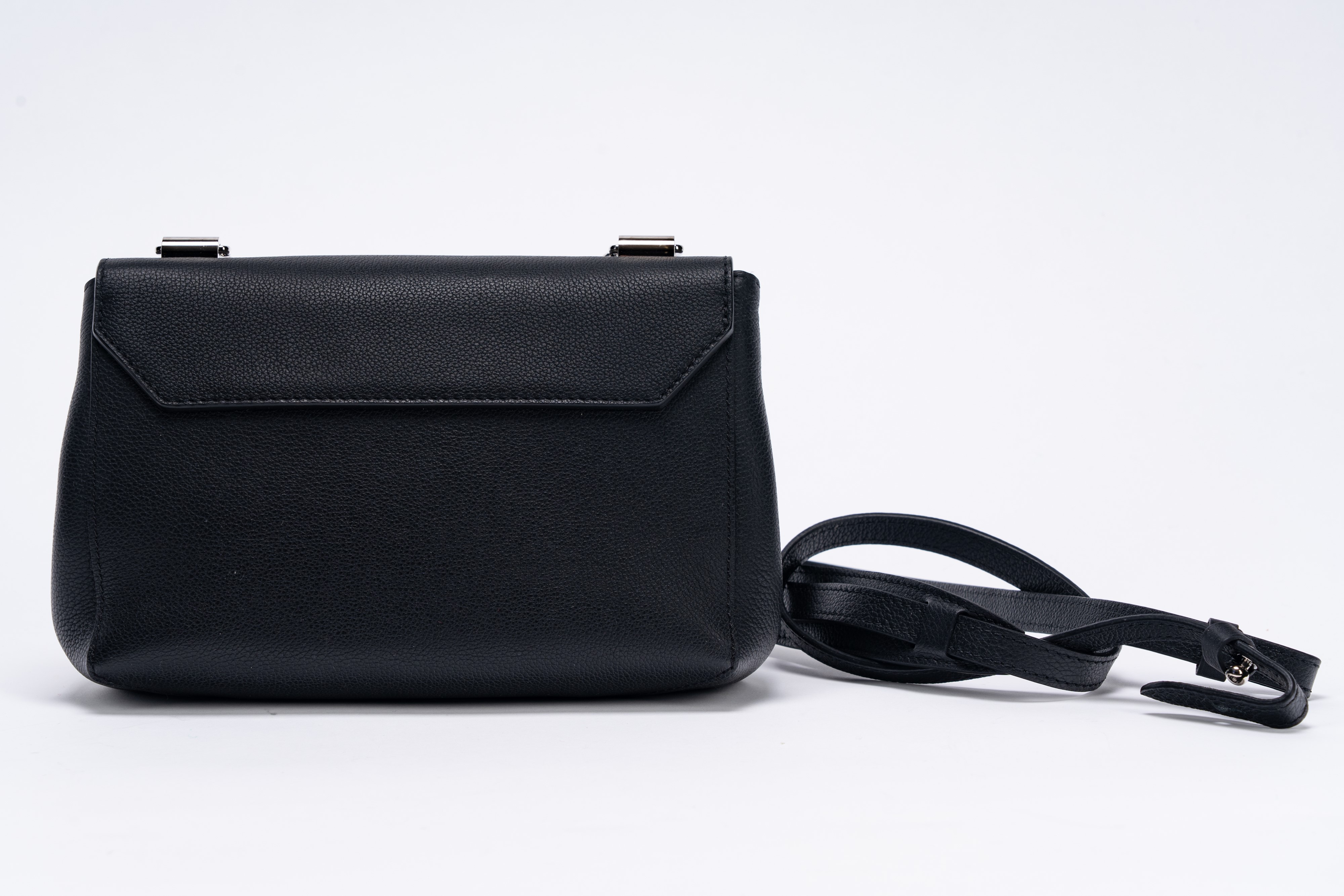 Louis Vuitton - Borsa Lockme, in pelle nera con manico a catena metallica, tracolla staccabile (2...