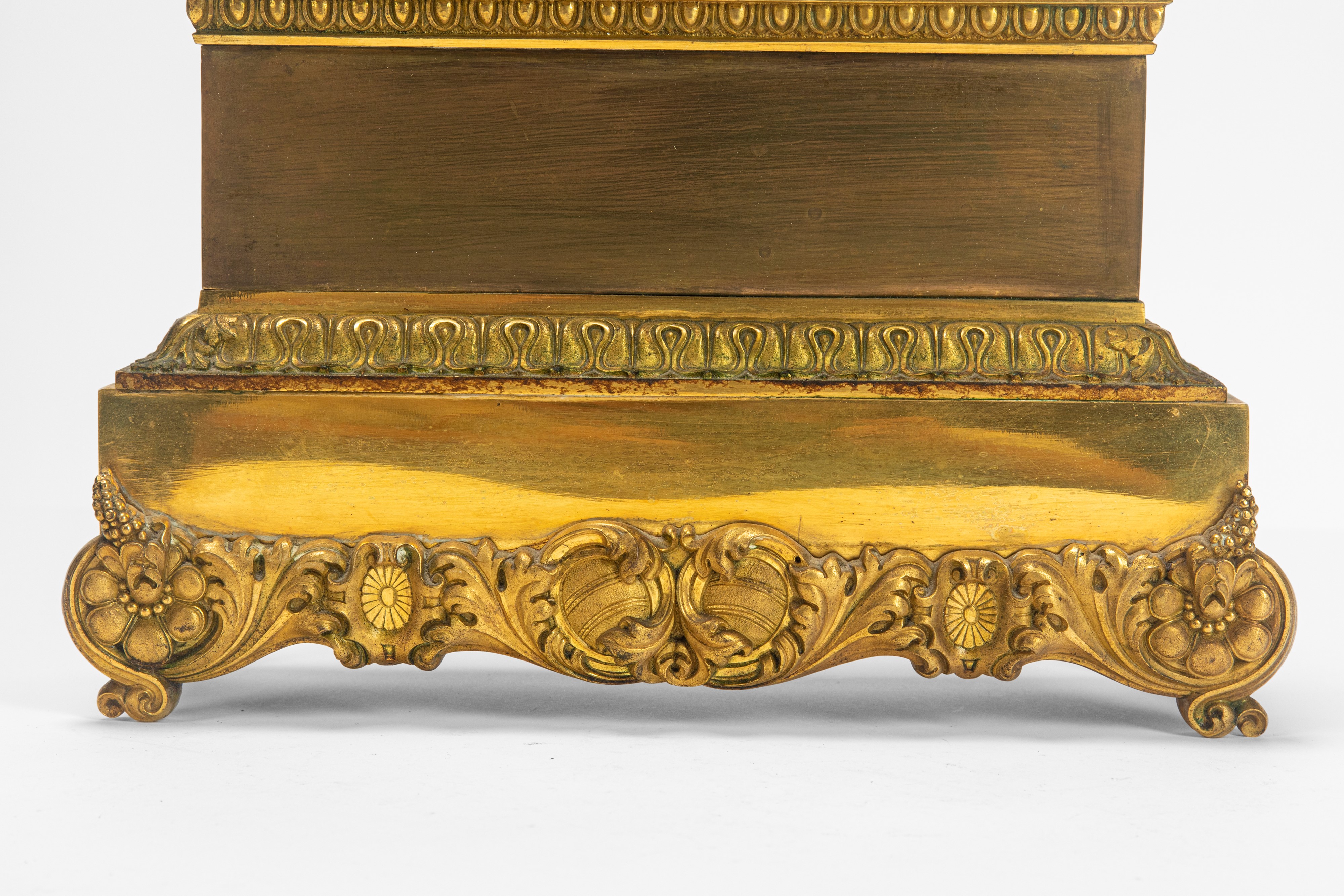 Pendola da tavolo in bronzo dorato e patinato con figura di Napoleone, sec. XIX