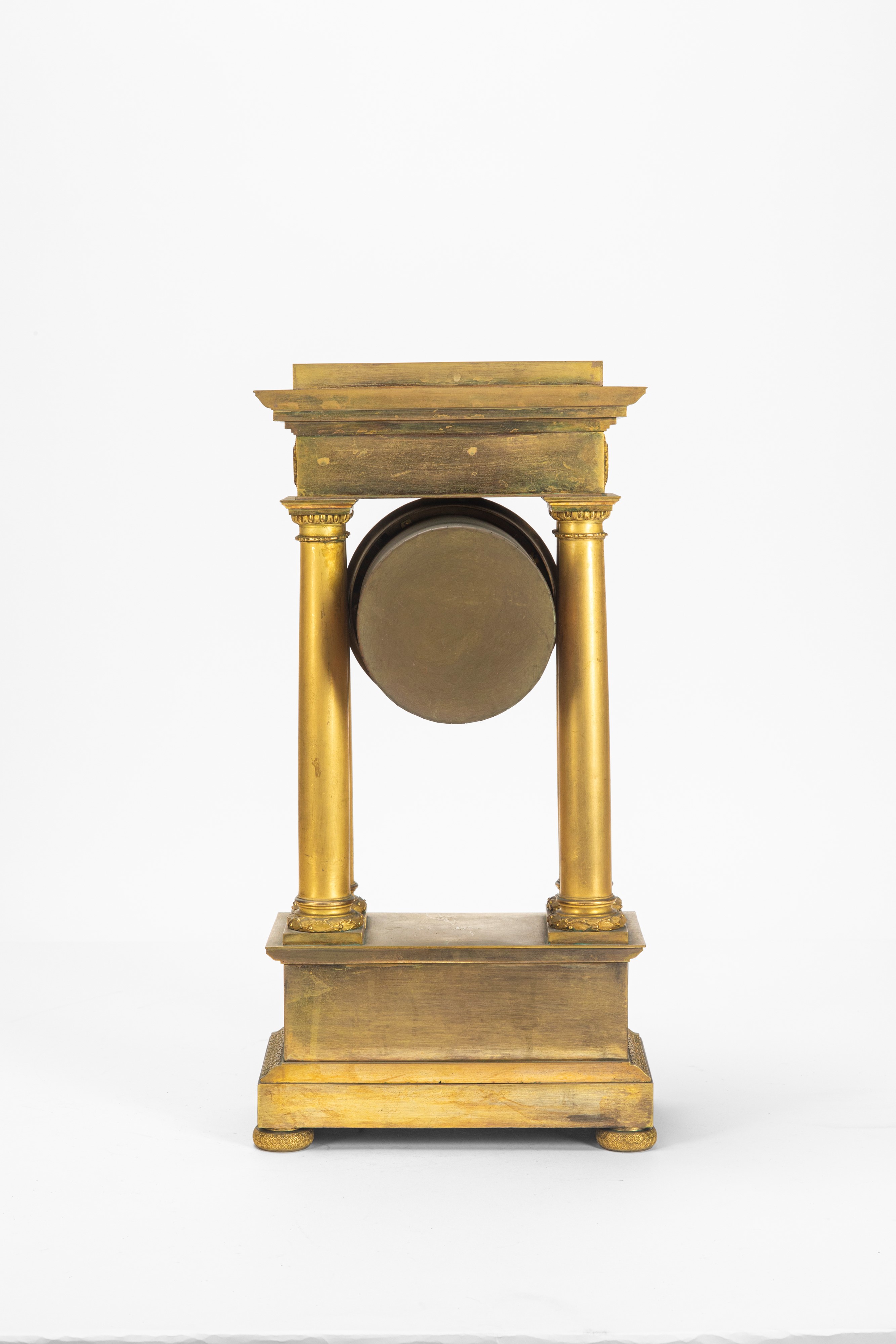 Pendola a portico, bronzo dorato, secolo XIX