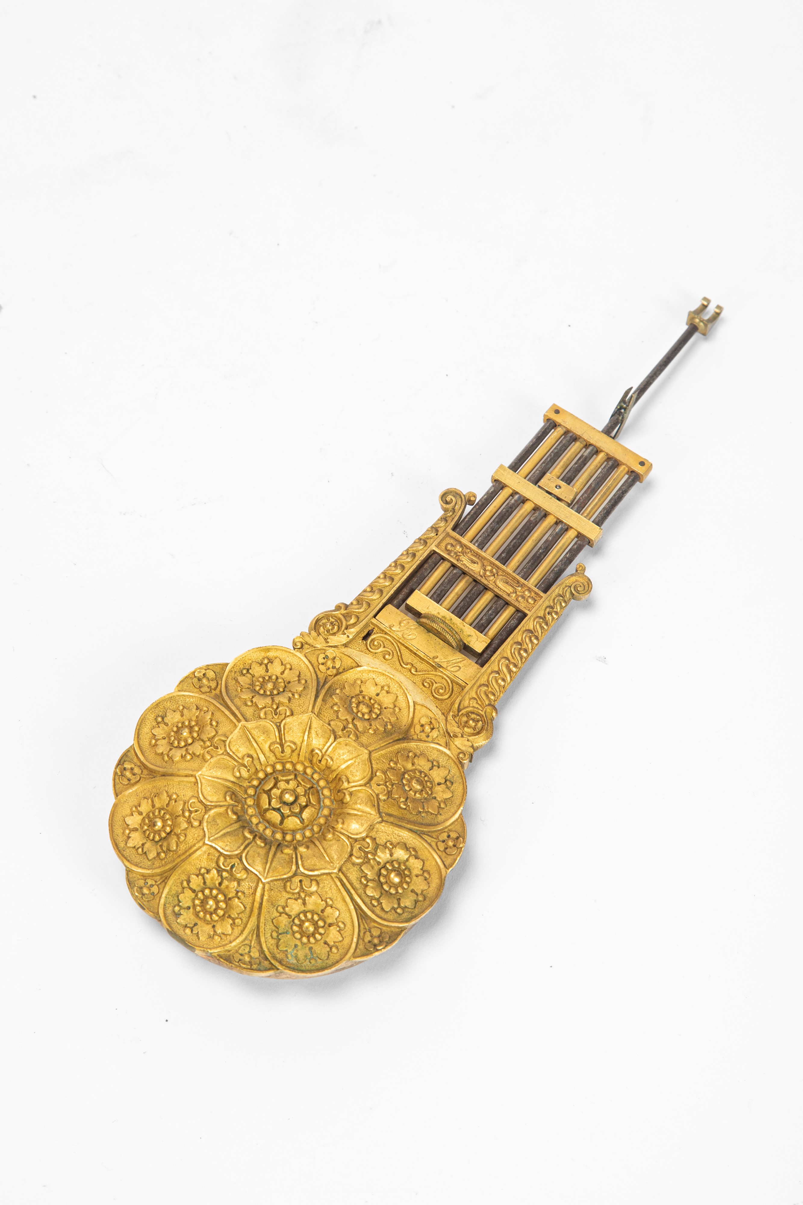 Pendola a portico, bronzo dorato, secolo XIX