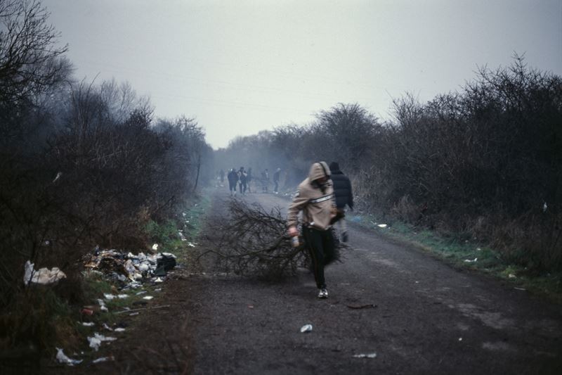 Davide Canella - Preparations for the night in the Dunkirk refugee camp, France