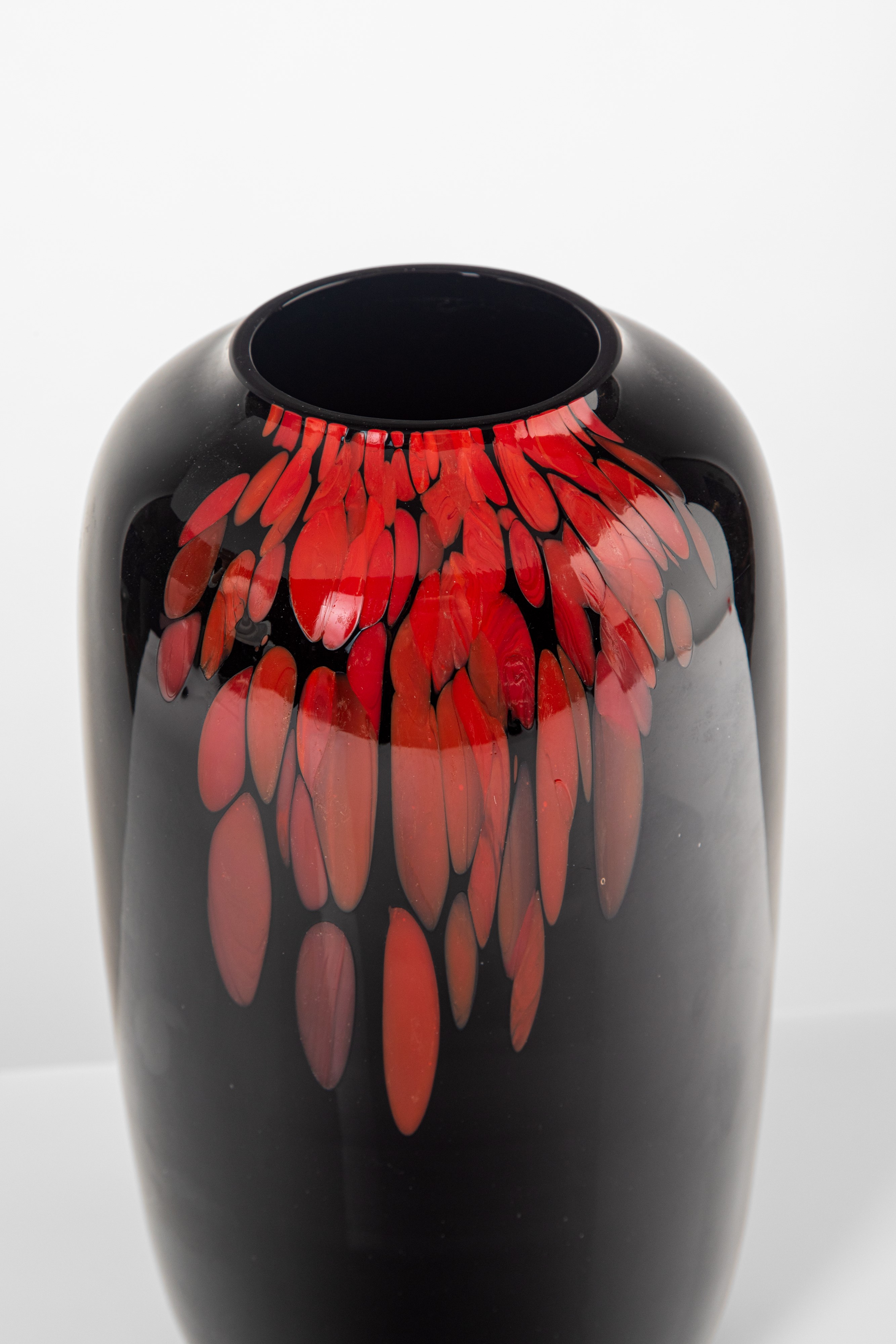 Venini & C. - Venini, Vaso della serie “Lacche” in vetro, 1979