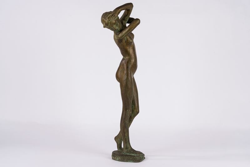 Saverio Gatto - Donna con braccia alzate
