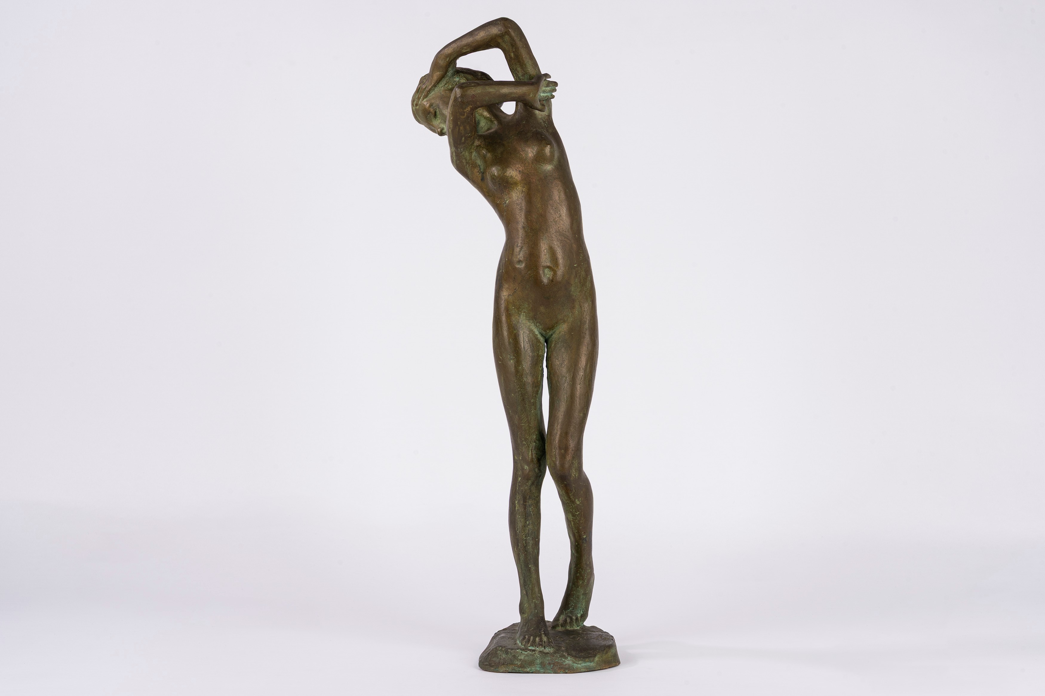 Saverio Gatto - Donna con braccia alzate