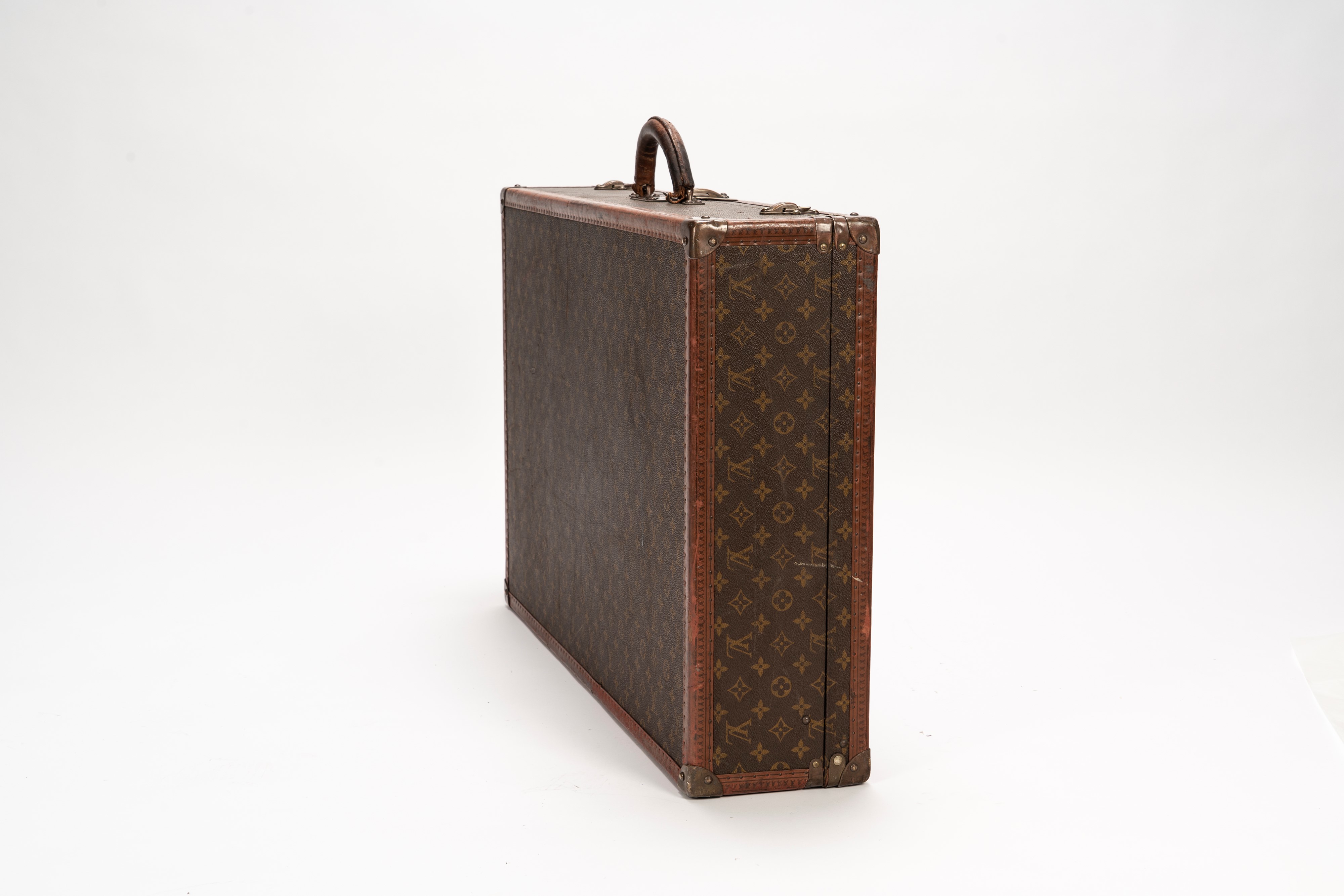 Louis Vuitton - Valigia Alzer, tela monogrammata con profili in cuoio e dettagli in ottone