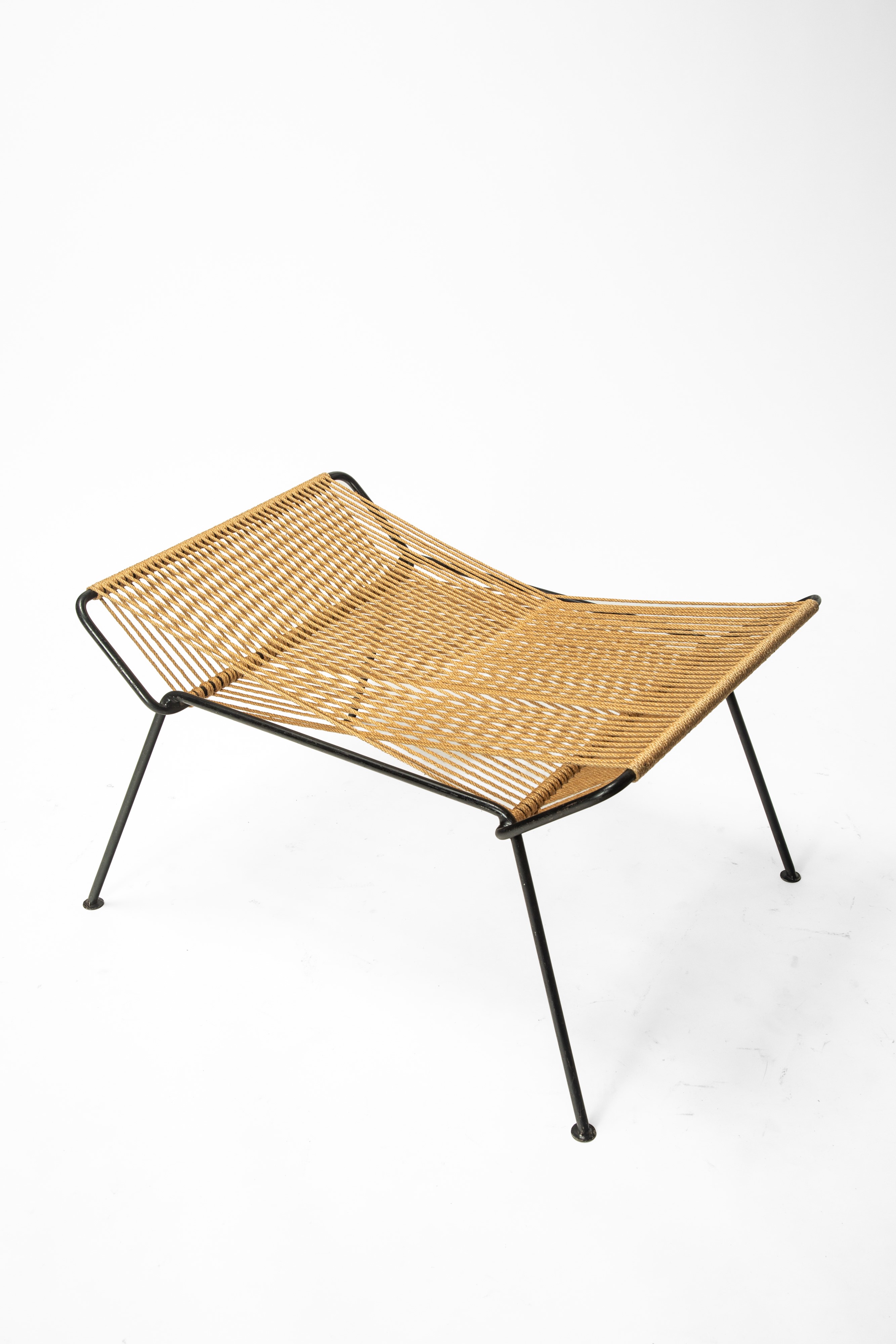 Manifattura Italiana - Coppia di lounge chairs con struttura in metallo e corda intrecciata, con ...