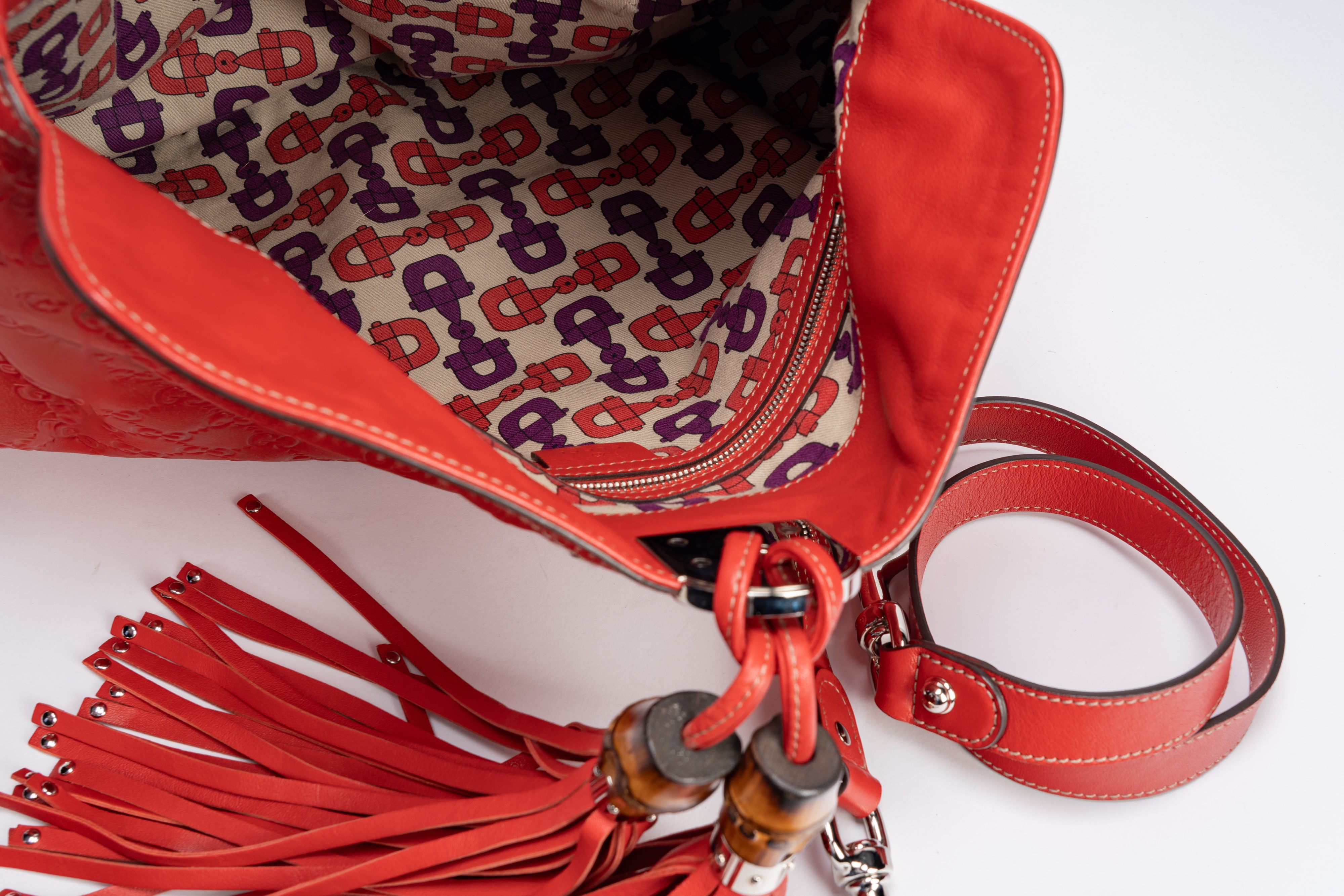 Gucci - Borsa Indy grande, in pelle monogrammata rossa con tracolla staccabile