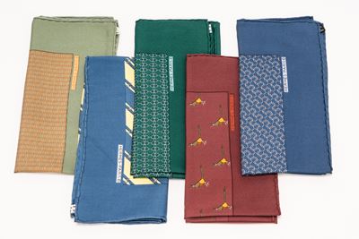 Lotto di cinque gavroche, twill di seta