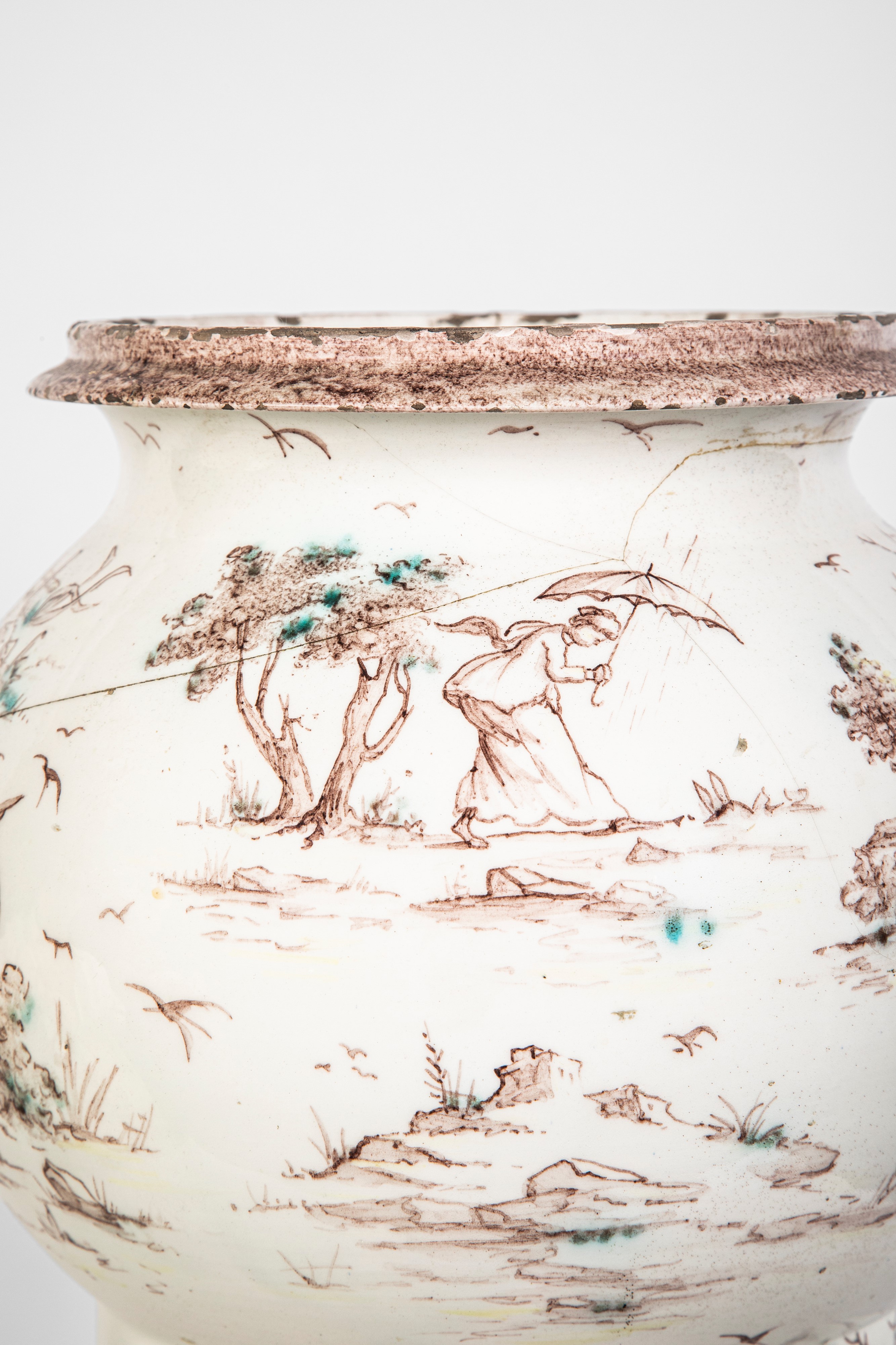 Vaso grande in maiolica, Savona o Albisola, XVIII secolo