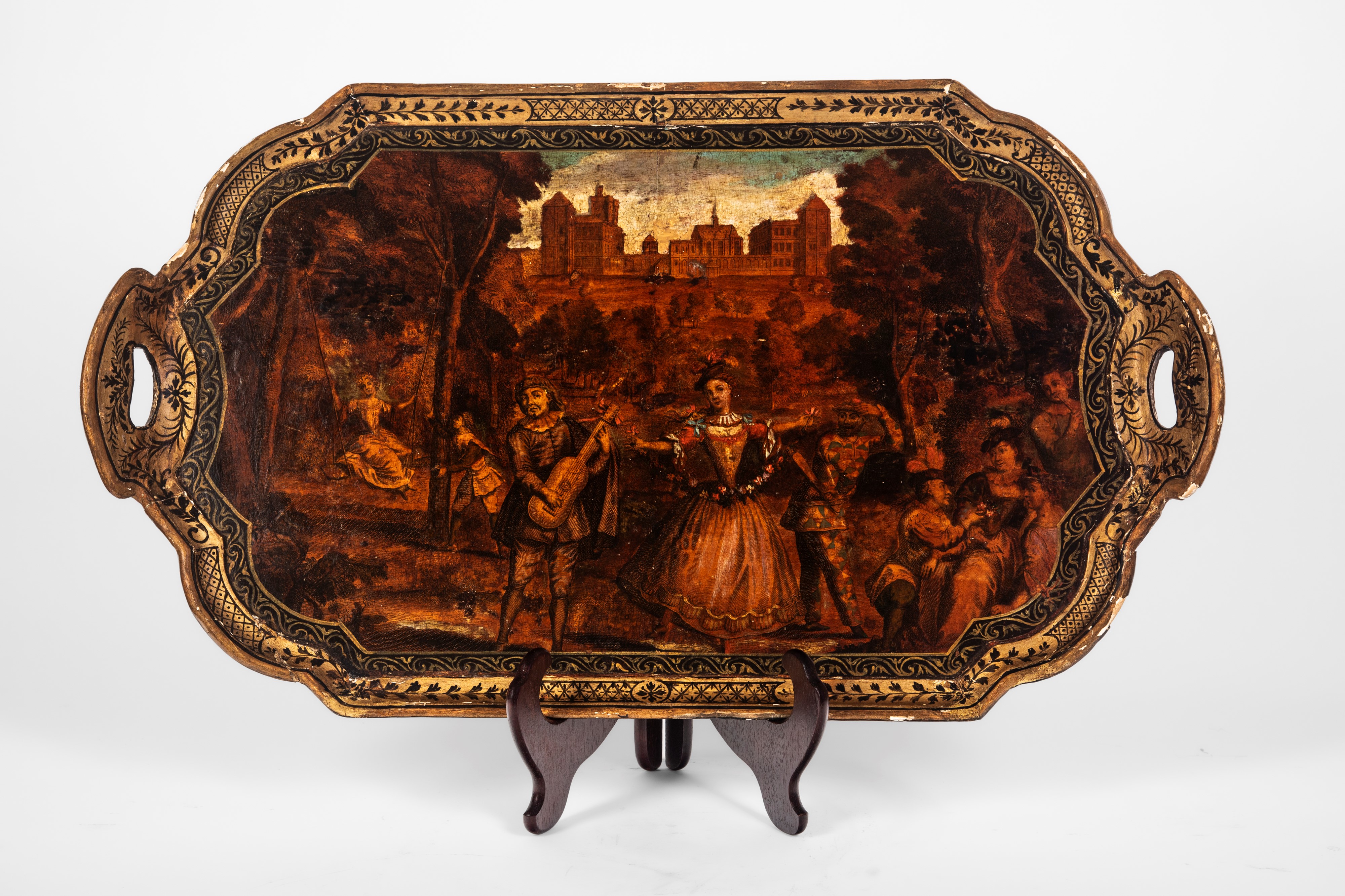Pietro Accorsi, Coppia di vassoi biansati in legno laccato e dorato in stile “Arte Povera”, Venez...