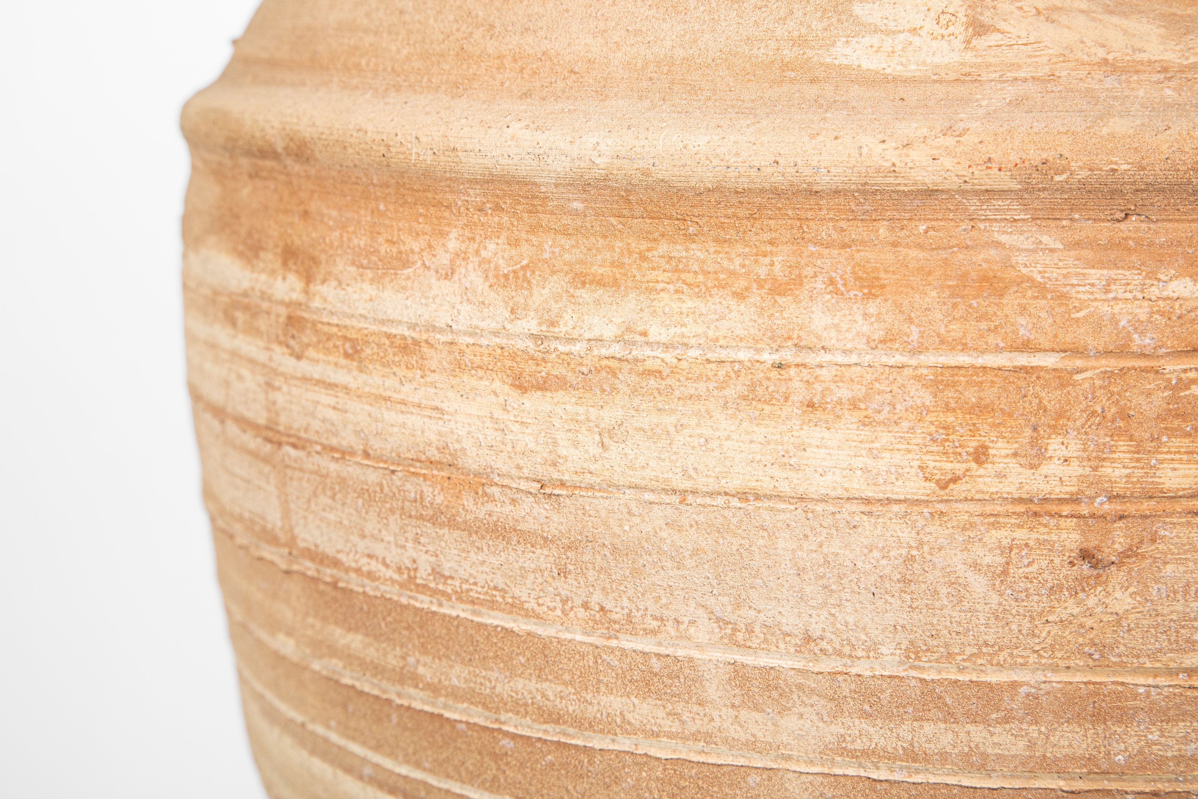 Italia centrale, Grande orcio in terracotta con costolature concentriche (sec. XVIII-XIX)