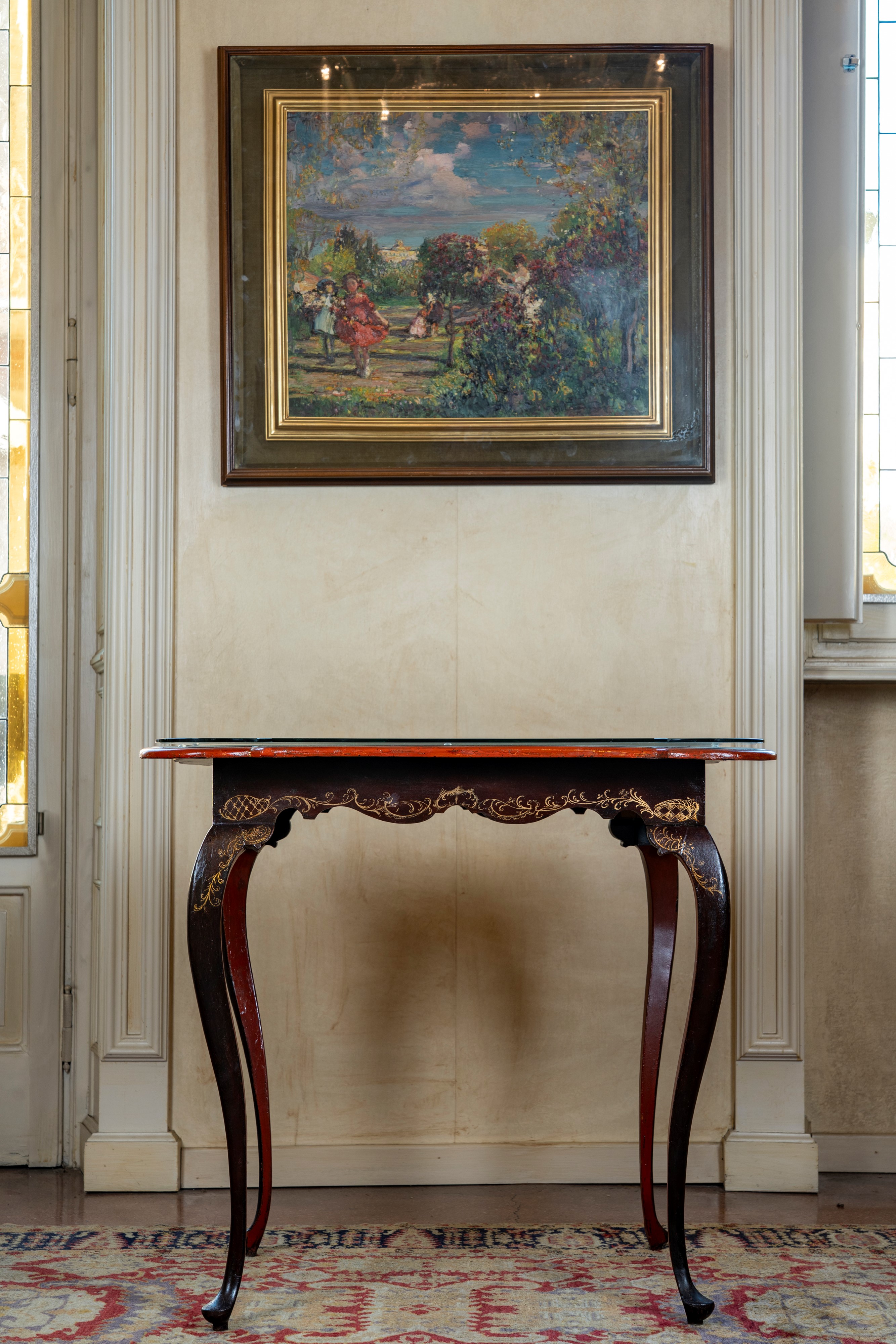 Tavolo da gioco in lacca nera, piano in cristallo protettivo. XVIII secolo