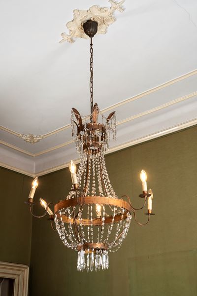 Lampadario a cesto a sei luci, metallo decorato, Secolo XIX