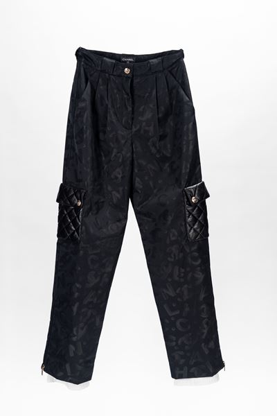 Pantaloni da sci in tessuto tecnico imbottito nero, taglia francese 38