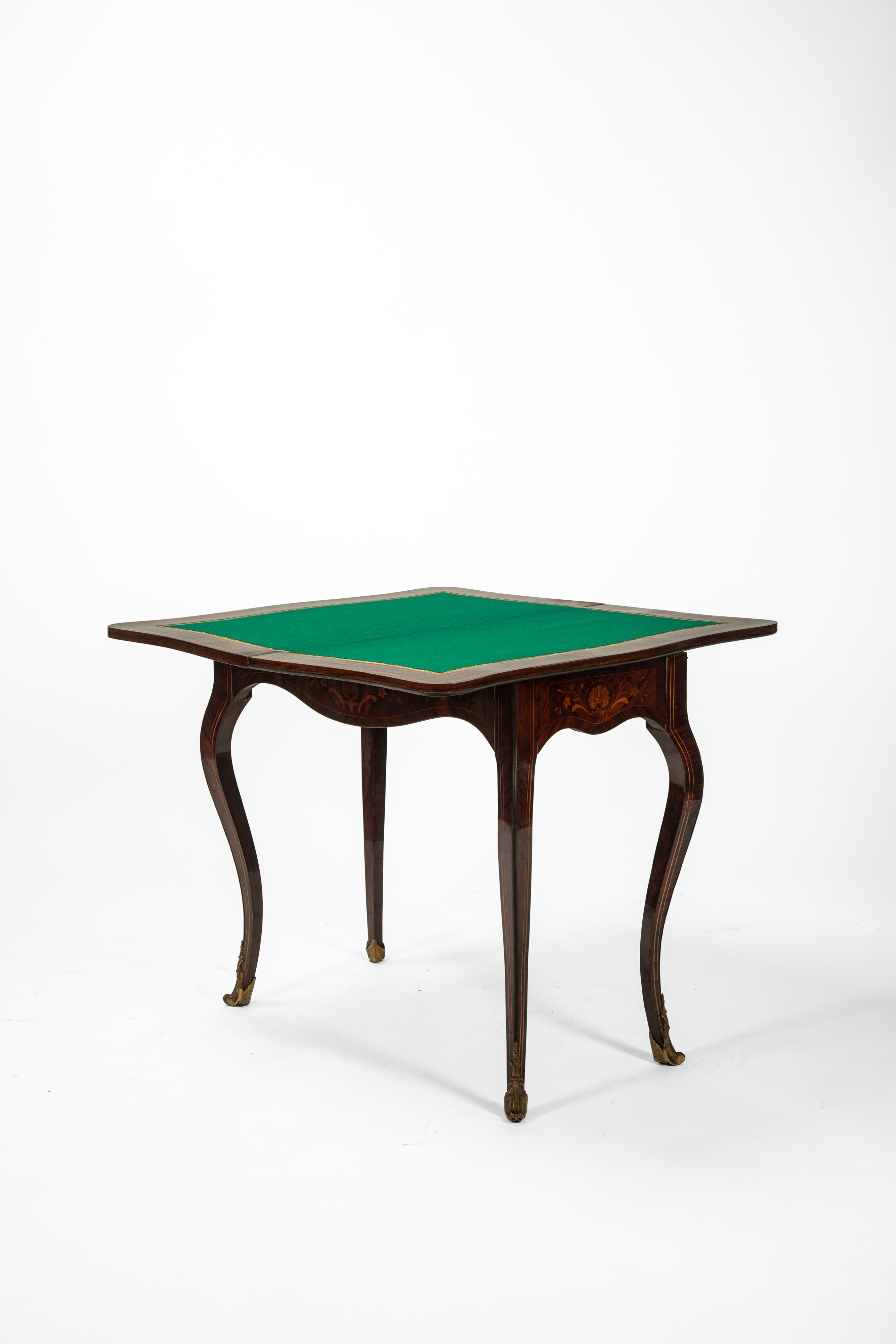 Tavolino da gioco intarsiato e lastronato con piano a libro, Secolo XIX