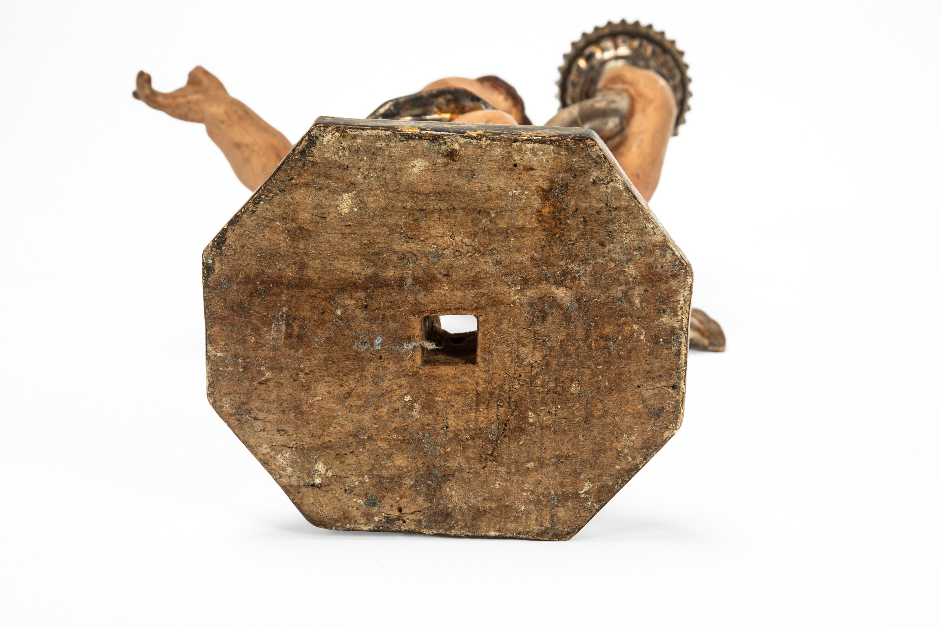Secolo XIX, Putto reggi torcia in legno scolpito e dipinto