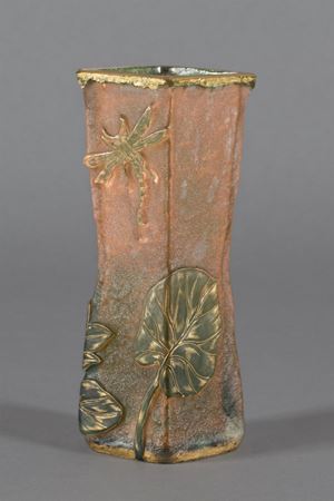 1894 ca. altezza cm 18,5
Vaso a sezione 