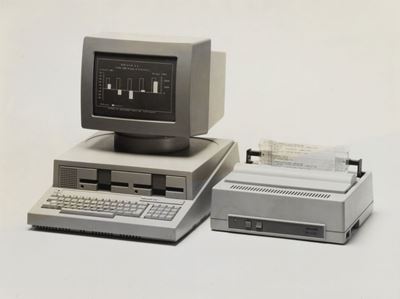 Serie di 80 fotografie storiche dei primordi dell'informatica (1980)