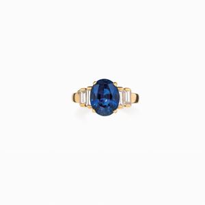  - ANELLO IN ZAFFIRO E DIAMANTI 
in oro gia