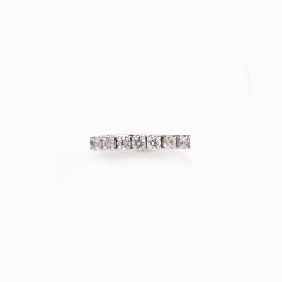 Anello Eternity in Diamanti in Oro Bianc
