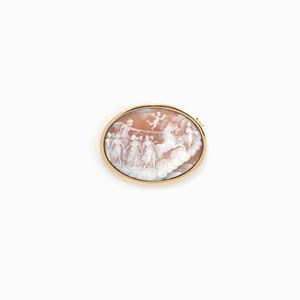 SPILLA IN CAMMEO E ORO
Cammeo montato in